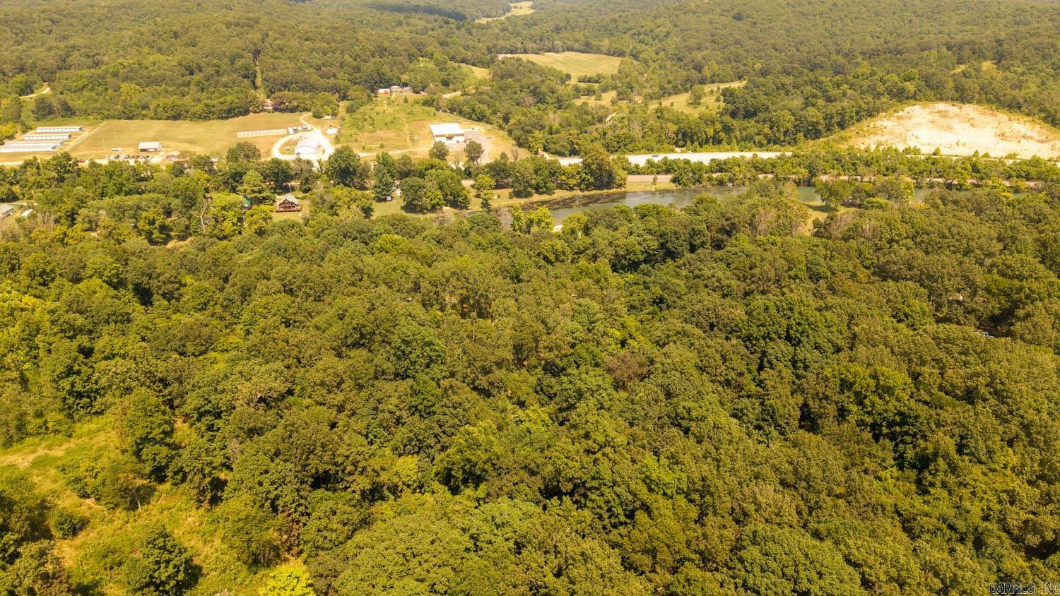 PARNELL SPRING RIVER - Land