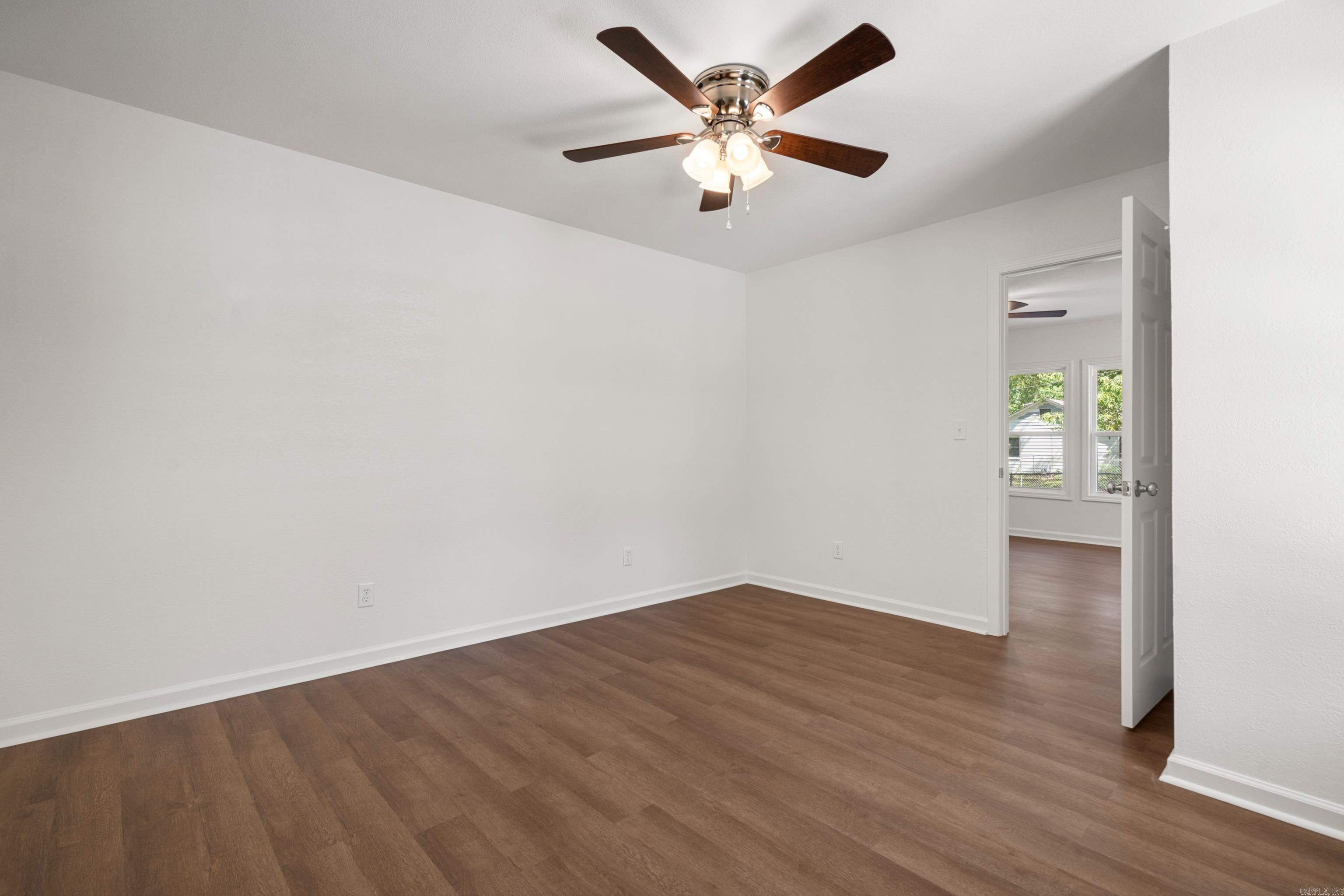 EASTWOOD - Residential