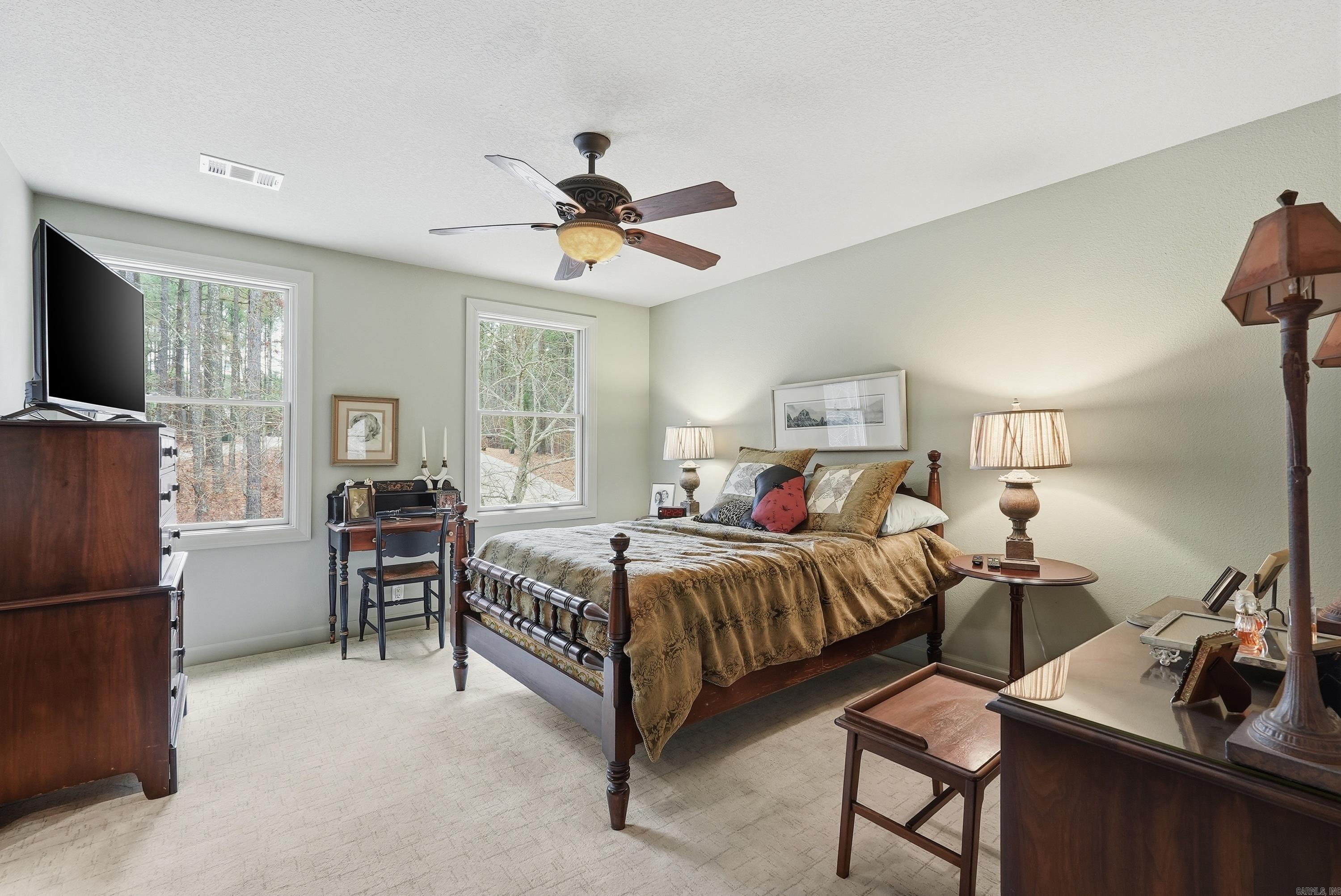 ALTA VISTA - Residential