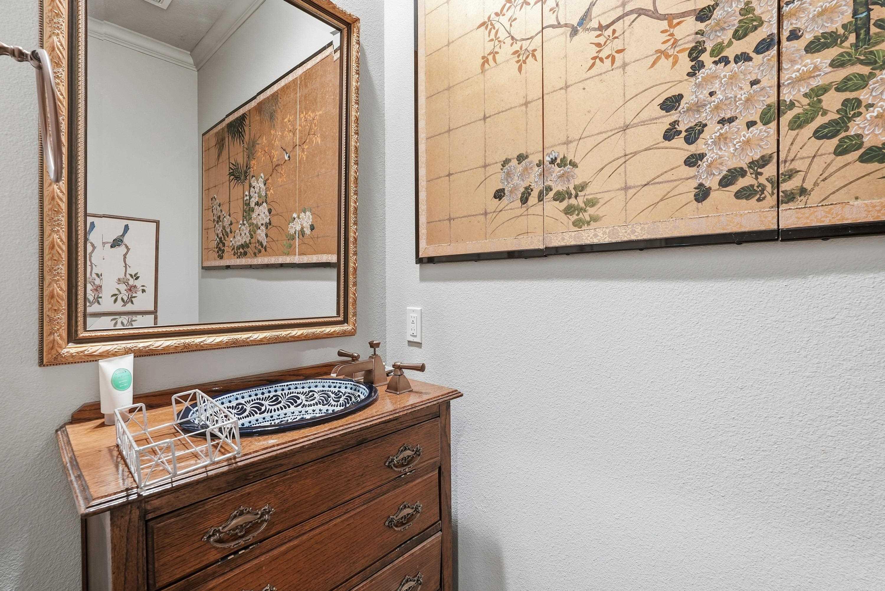 ALTA VISTA - Residential