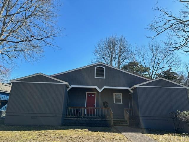 This conveniently located home offers an ideal setting for weekend getaways or full time lake living. Featuring two bedrooms, two bathrooms, an updated kitchen, and walking distance to the Fairfield Bay town square, it also has a privacy-fenced back yard and is just minutes away from the lake, ATV-UTV and hiking/biking trails, swimming pools, shops, restaurants, bowling, mini golf, 2 golf courses, pickleball, disc golf and more! All furniture, furnishings and appliances (except personal items of Seller) to transfer to Buyer at closing. COME TAKE A LOOK!