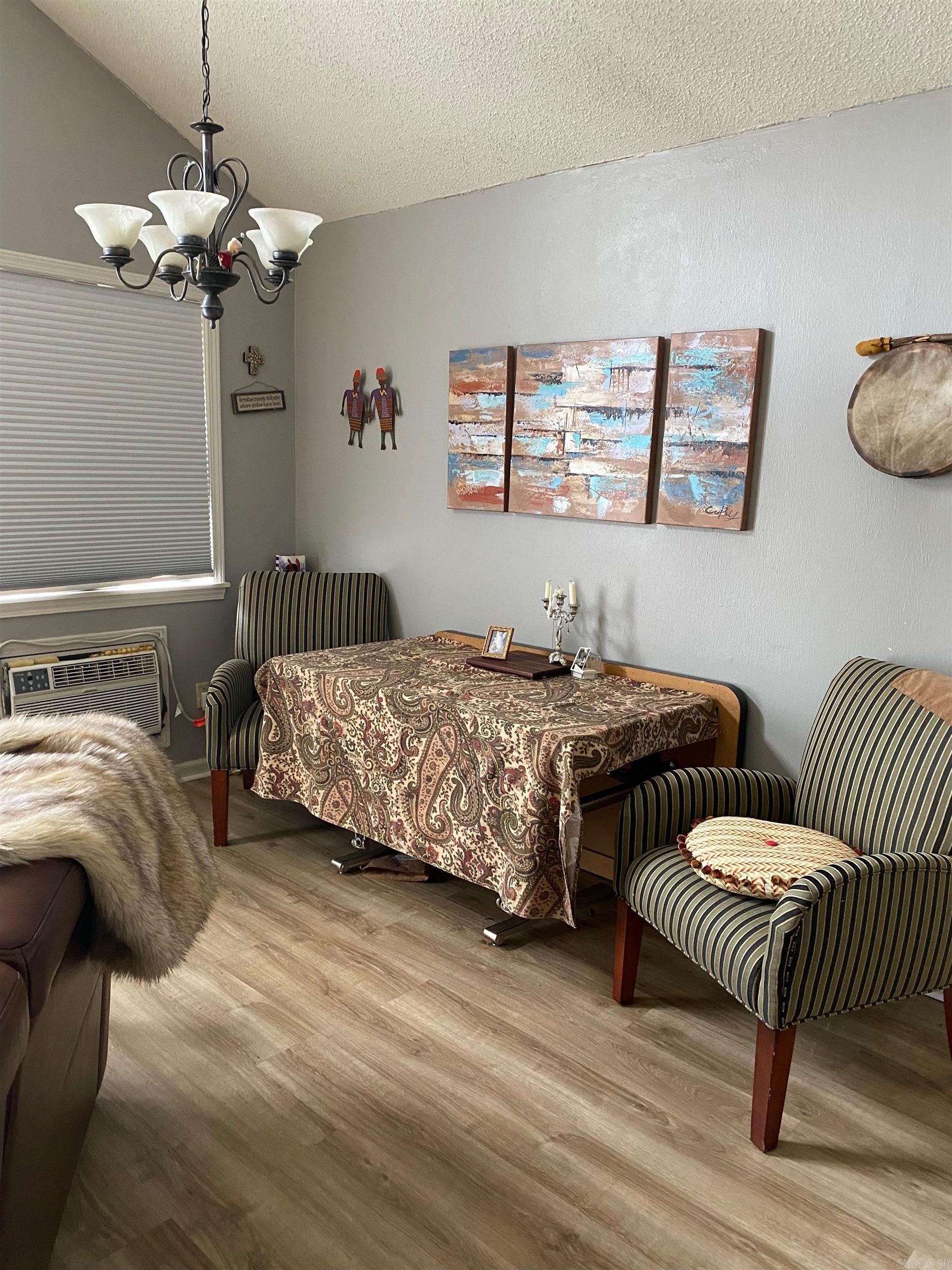 SHADOW RIDGE VILLAS - Residential