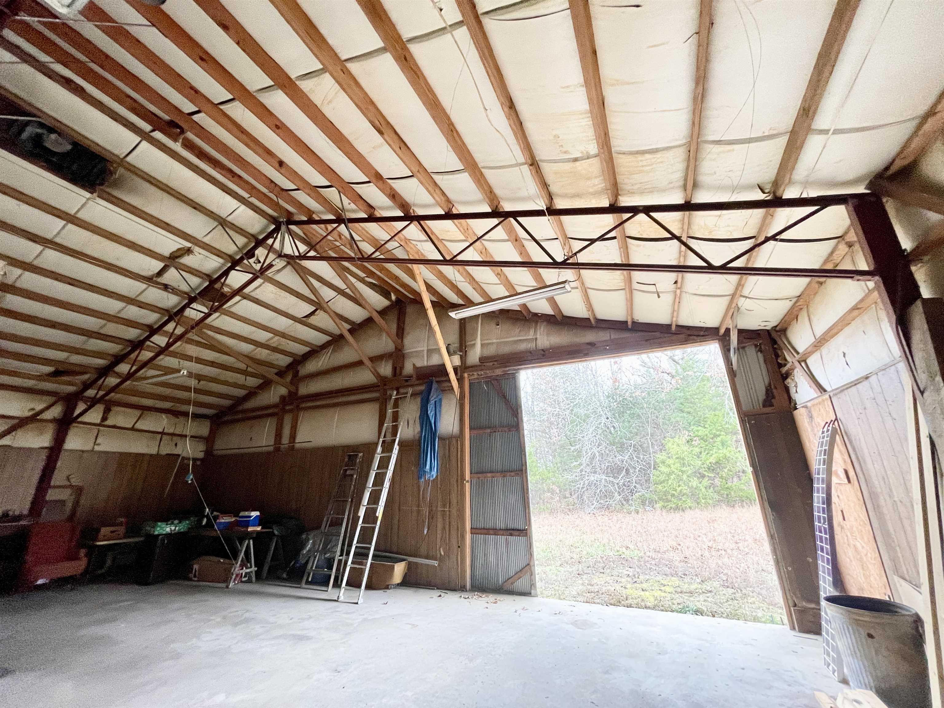 Metes & Bounds - Land