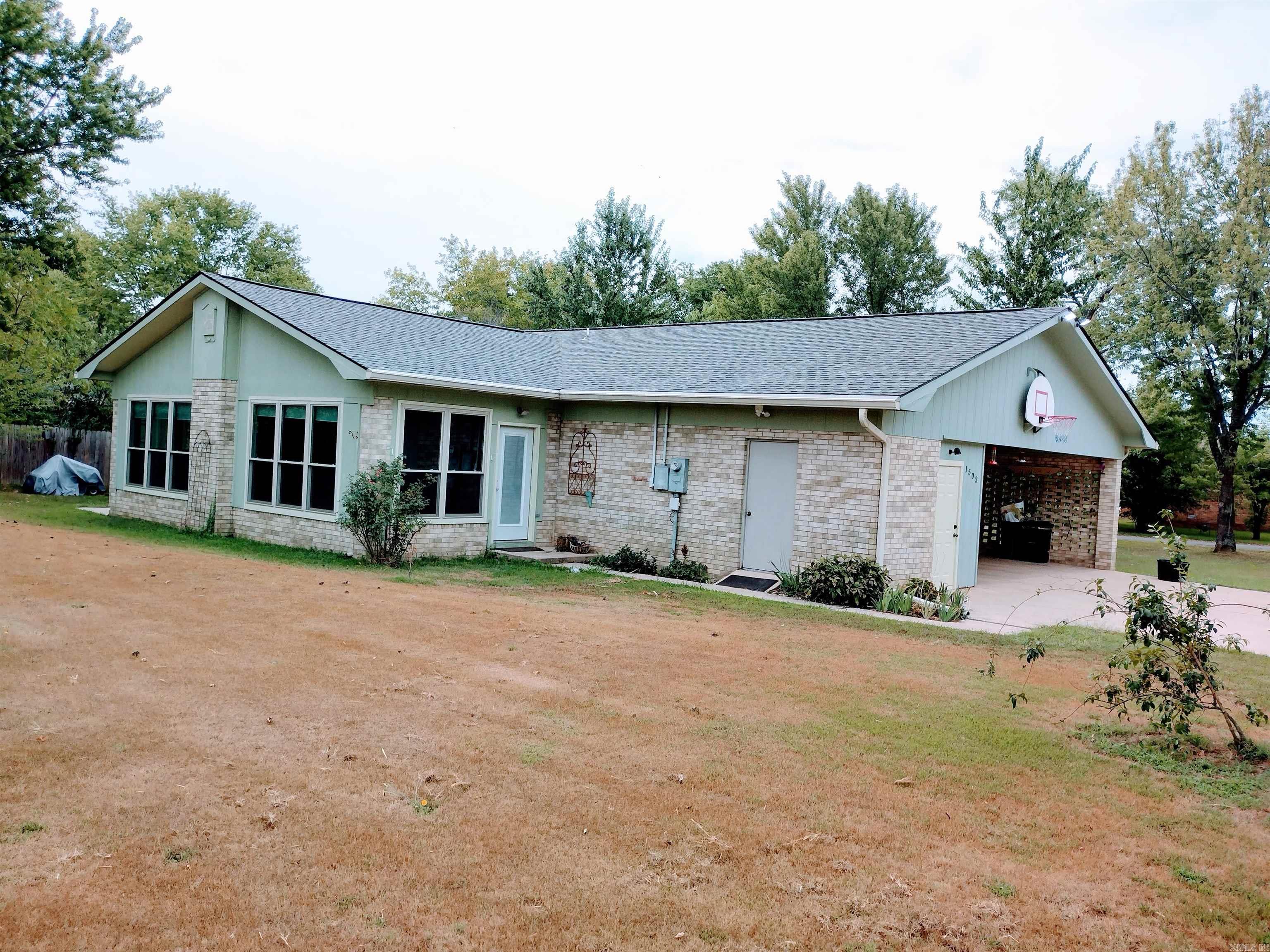 EAST SIDE - Residential