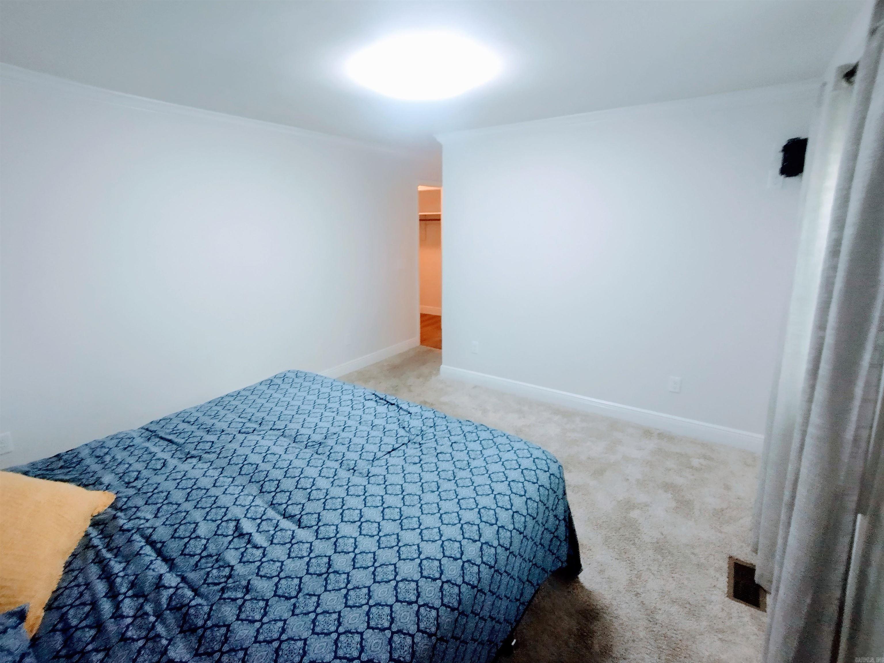 EAST SIDE - Residential