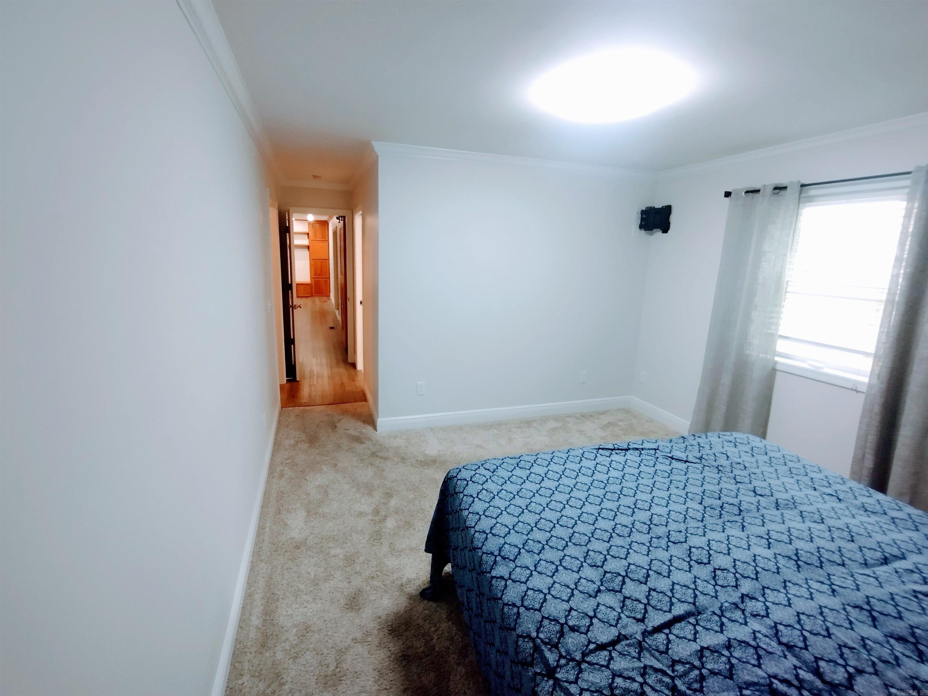 EAST SIDE - Residential