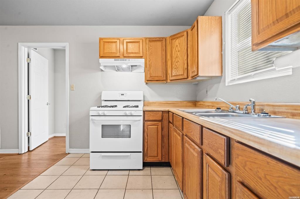 Clifton Lake - Commercial Sale