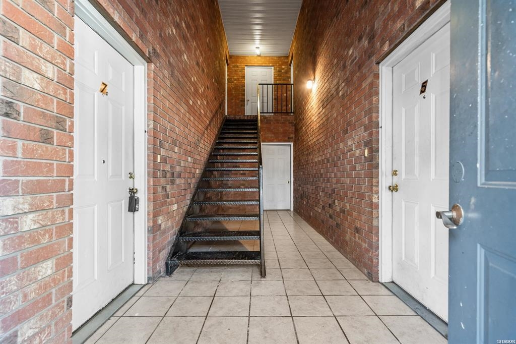 Clifton Lake - Commercial Sale