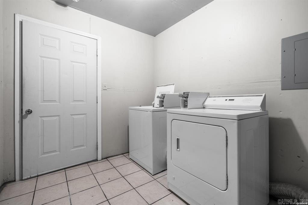 Clifton Lake - Commercial Sale