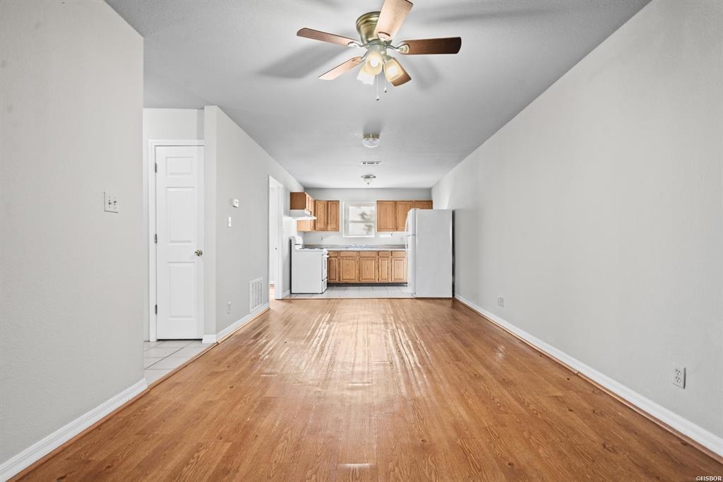 Clifton Lake - Commercial Sale