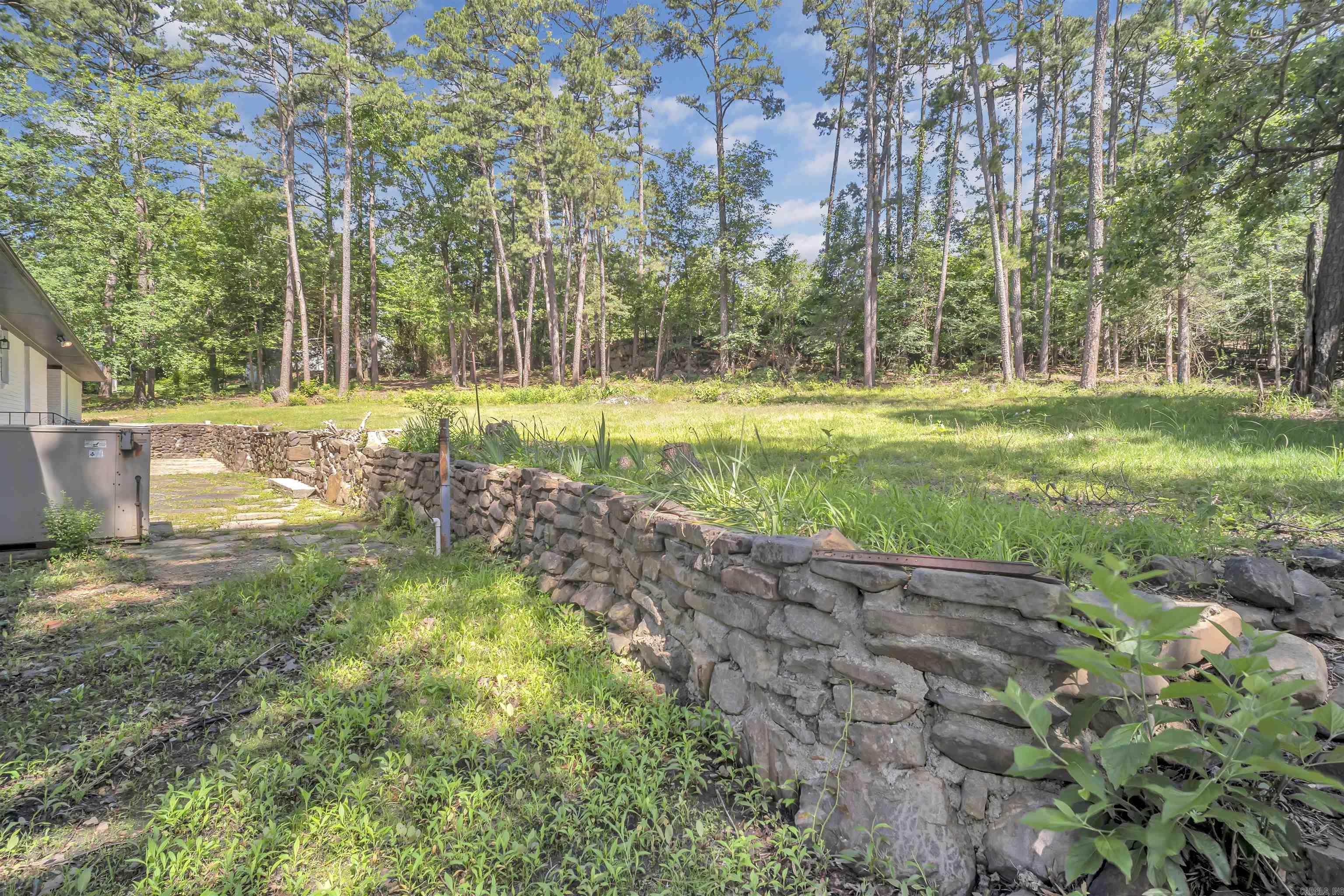 PINE GROVE - Residential