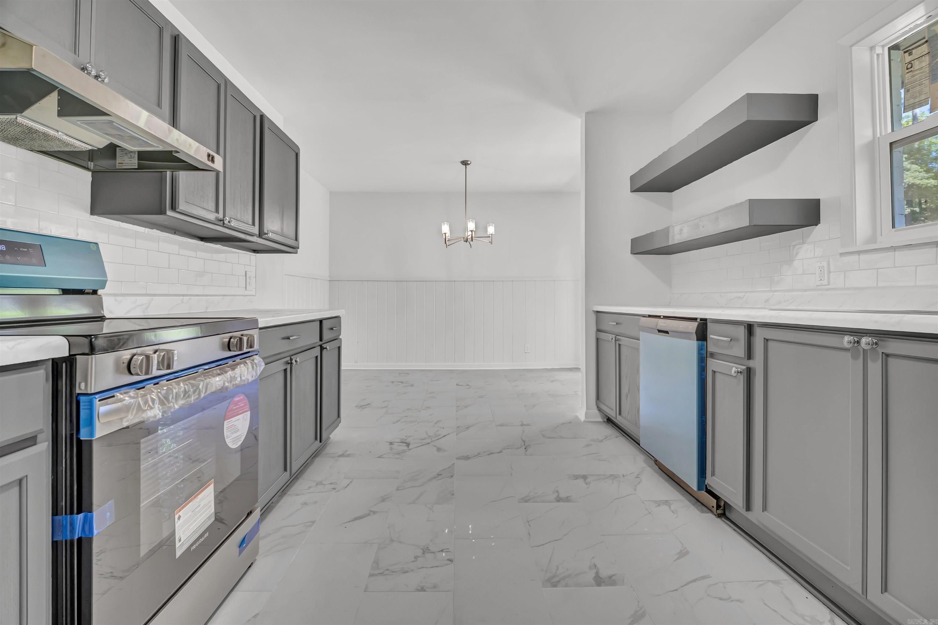 PINE GROVE - Residential