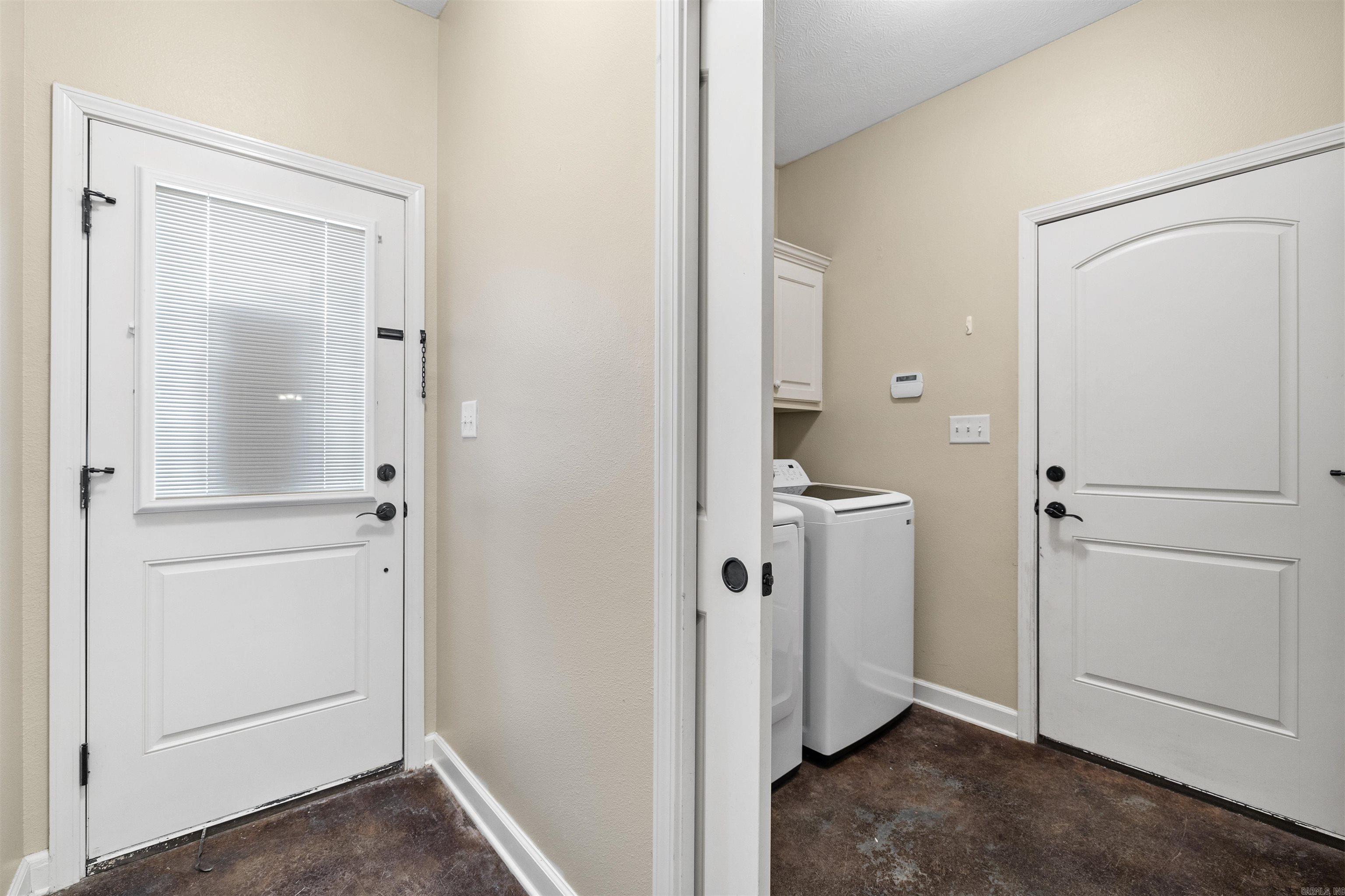 SAGEBRUSH COVE - Residential