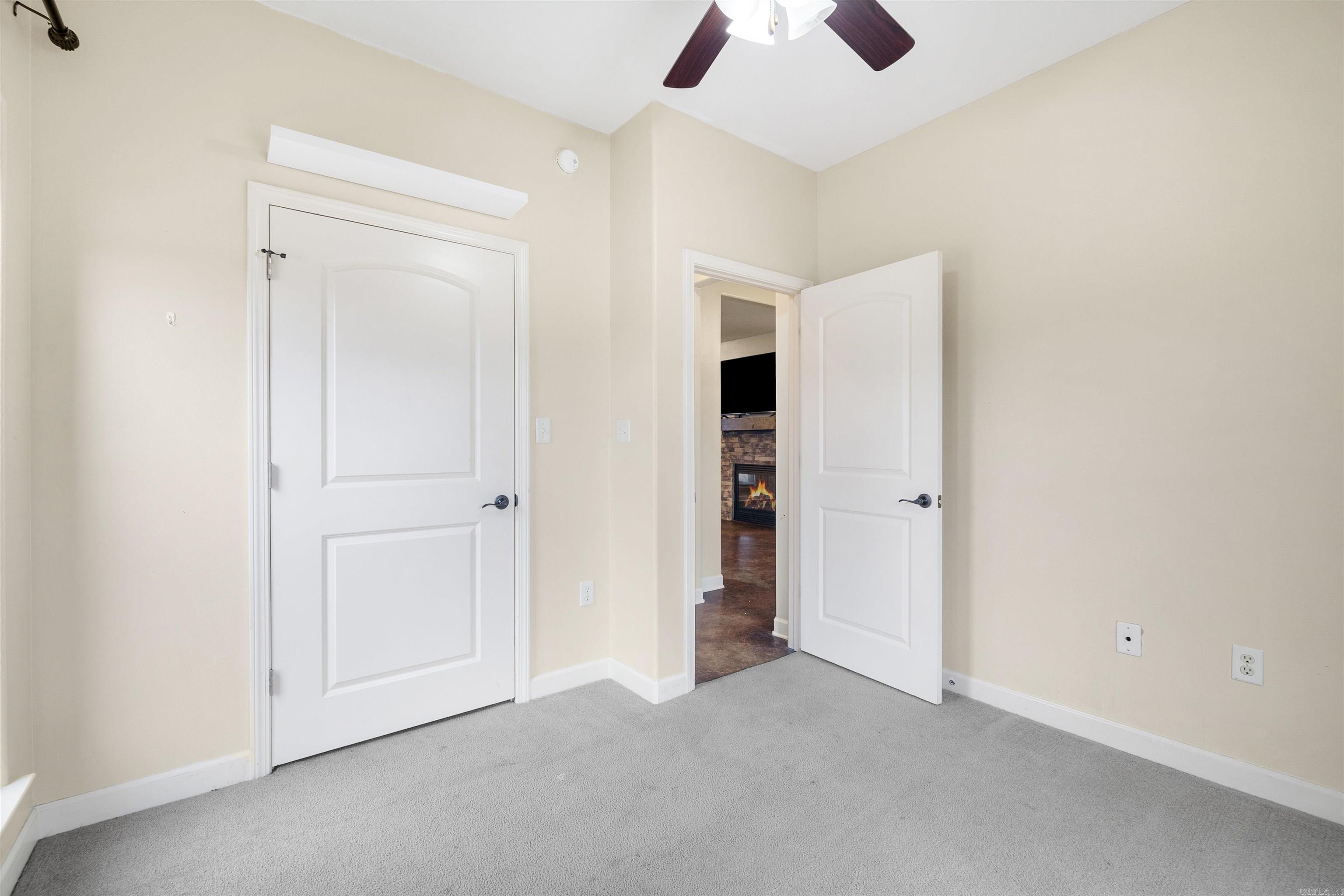 SAGEBRUSH COVE - Residential