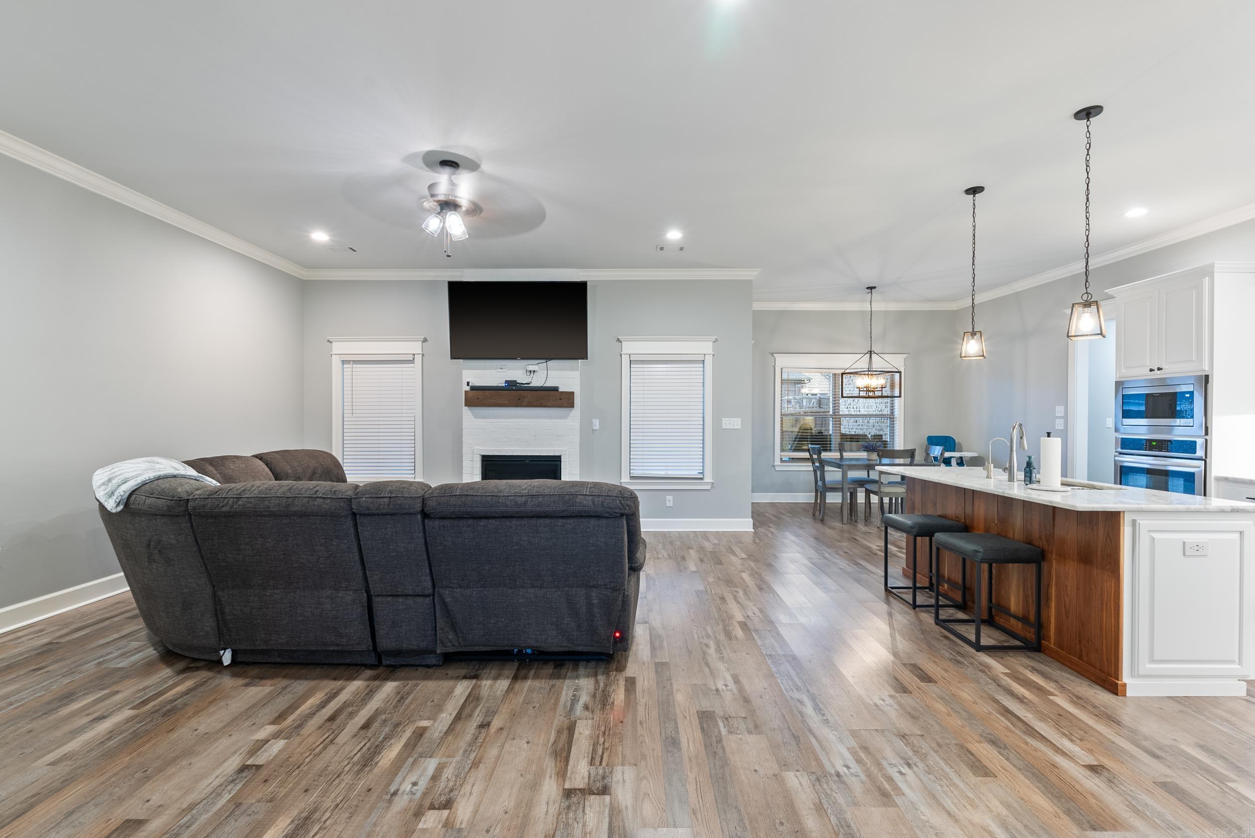 SALEM WOODS - Residential
