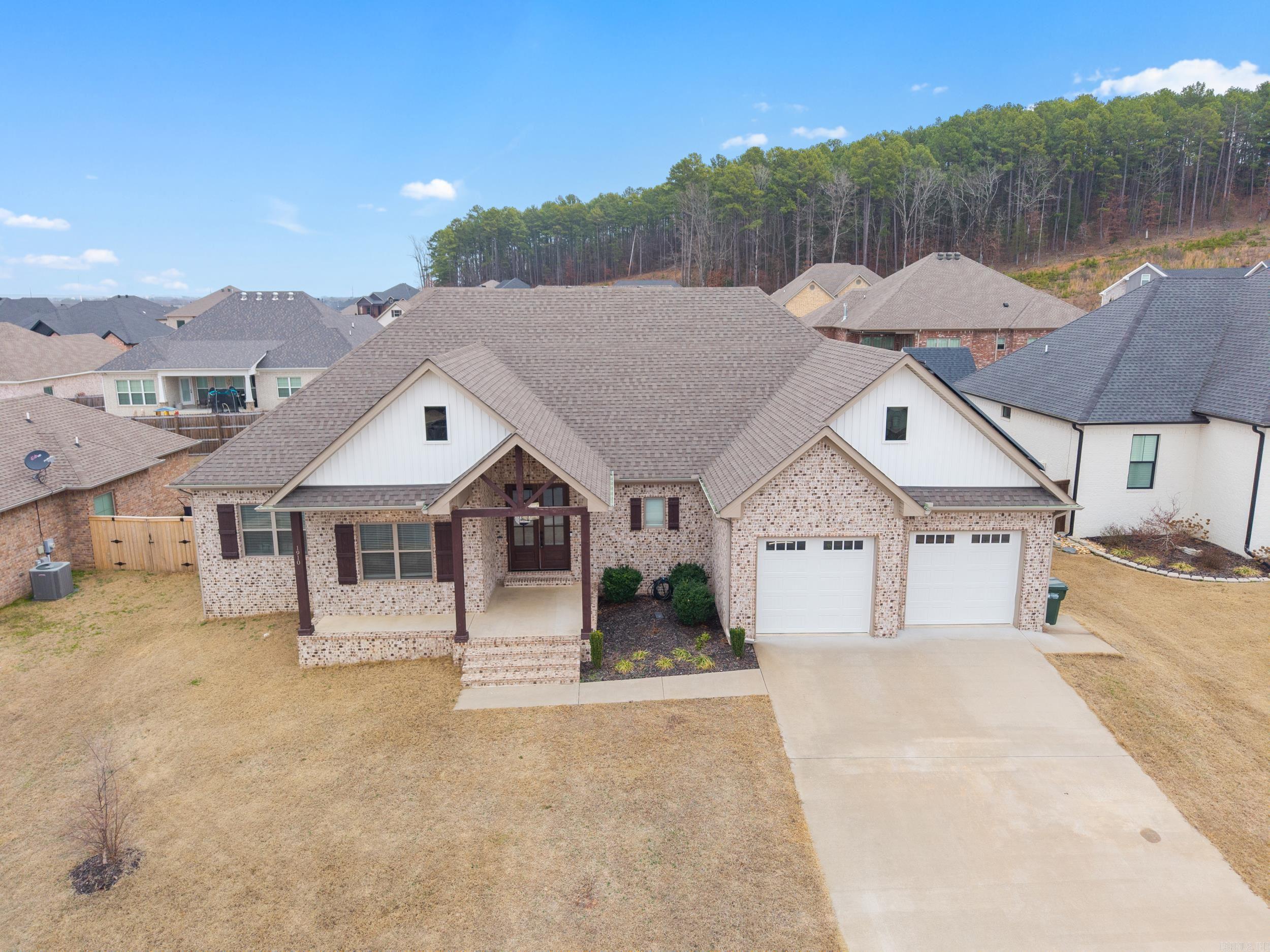 SALEM WOODS - Residential