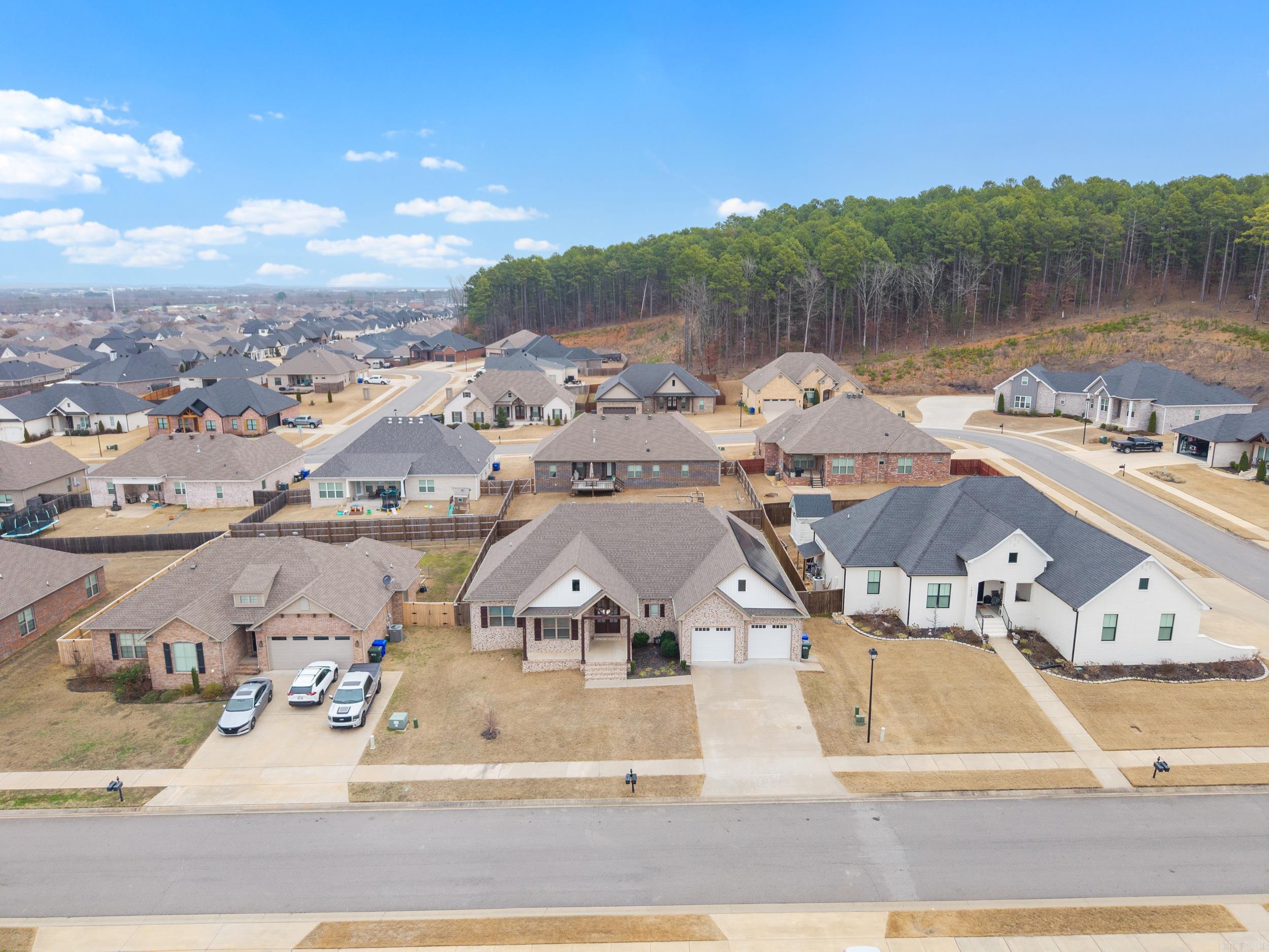 SALEM WOODS - Residential