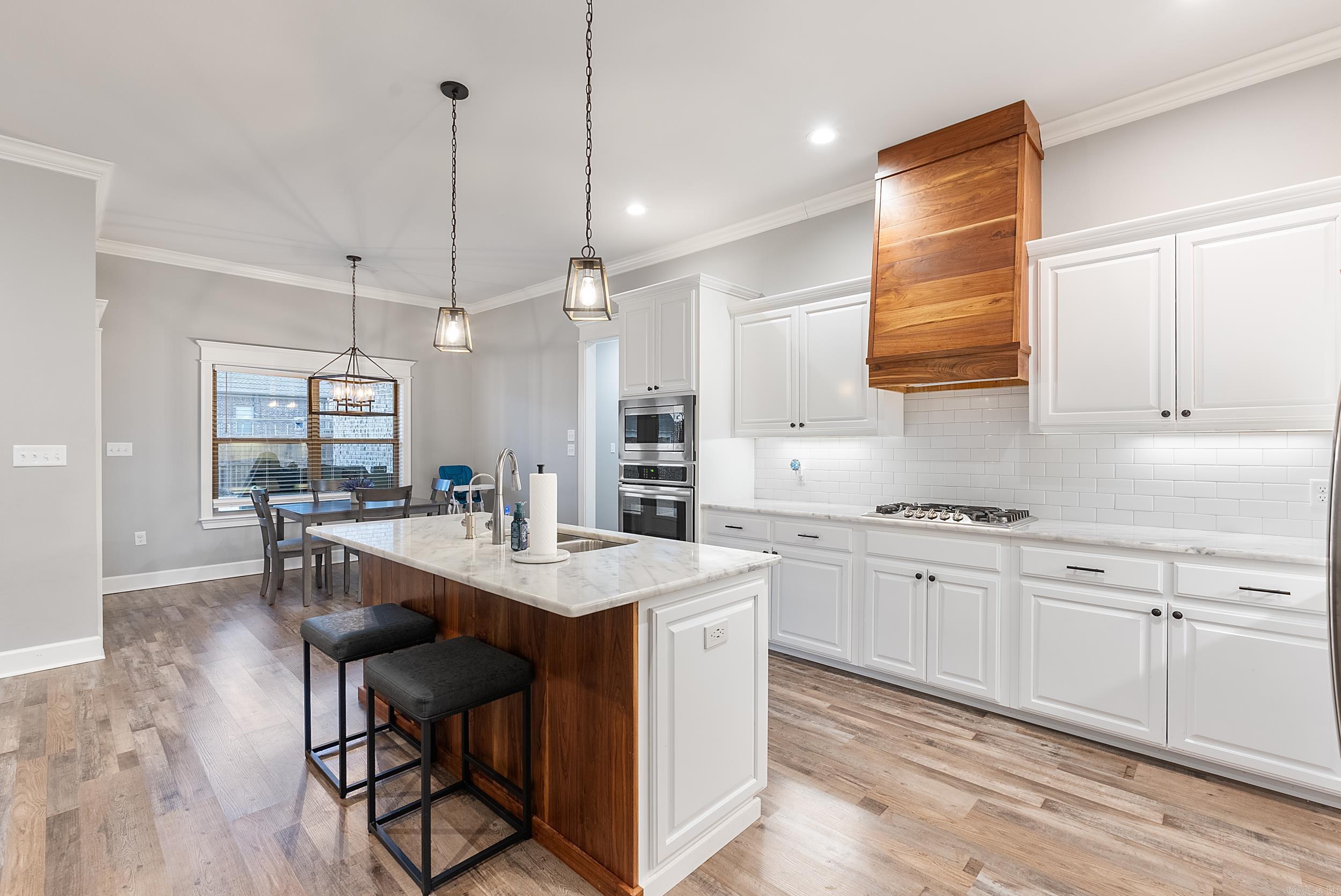SALEM WOODS - Residential