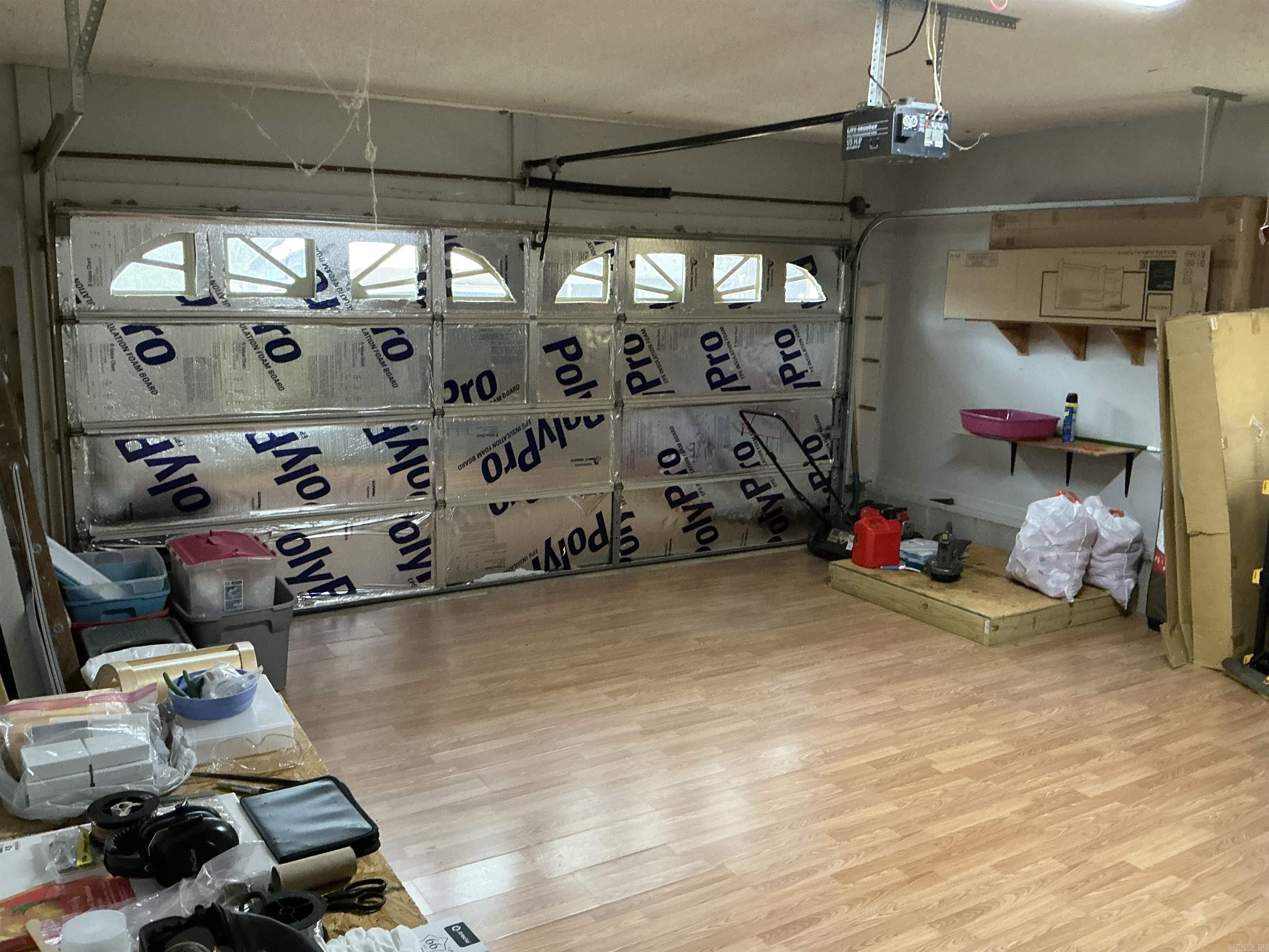 CATHERINE SHORES - Residential