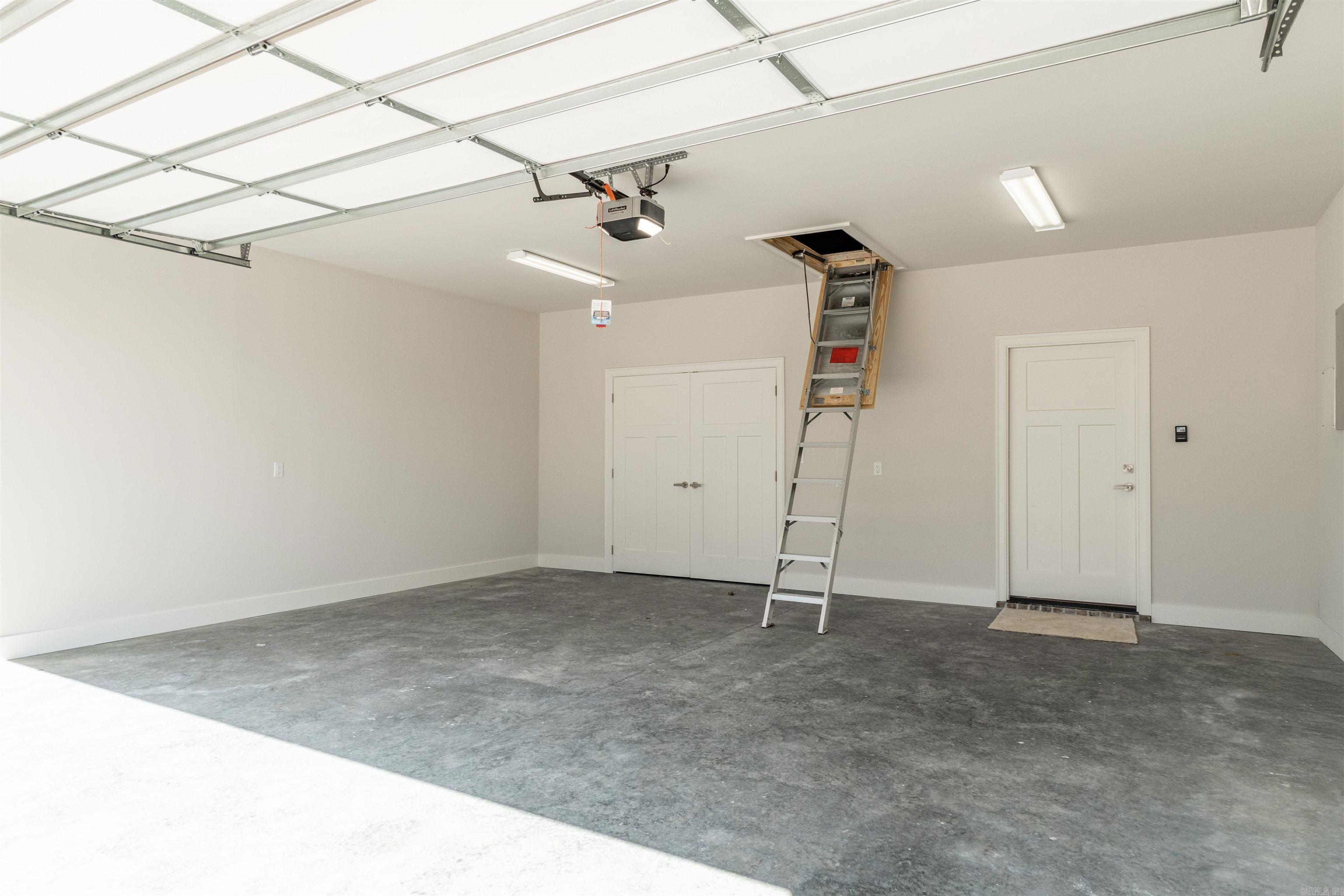 PACIFICA - Residential