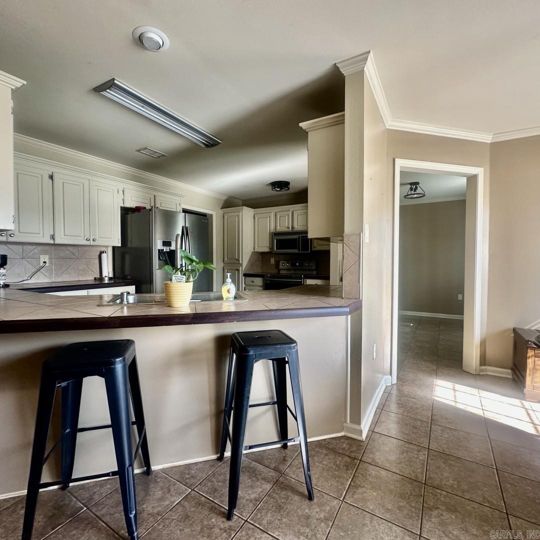 COUNTRY GARDEN ESTATE - Residential