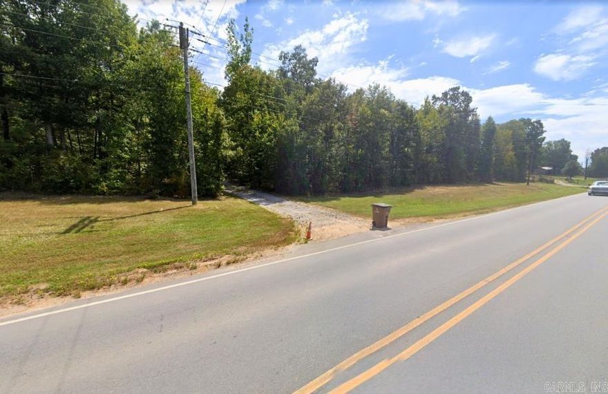 A family compound or subdivider’s dream! This wooded 13.5 acre property in Mabelvale is just 15 minutes outside of South Little Rock, offering proximity and access yet space to spread out outside of city limits. Rural/agricultural zoning in Saline County allows for freedom to bring your vision to life. 362 ft. of road frontage with a driveway. No flood plain, wetlands or water features. Whether you envision an investment opportunity or a chance to live on your own land, don’t miss out!