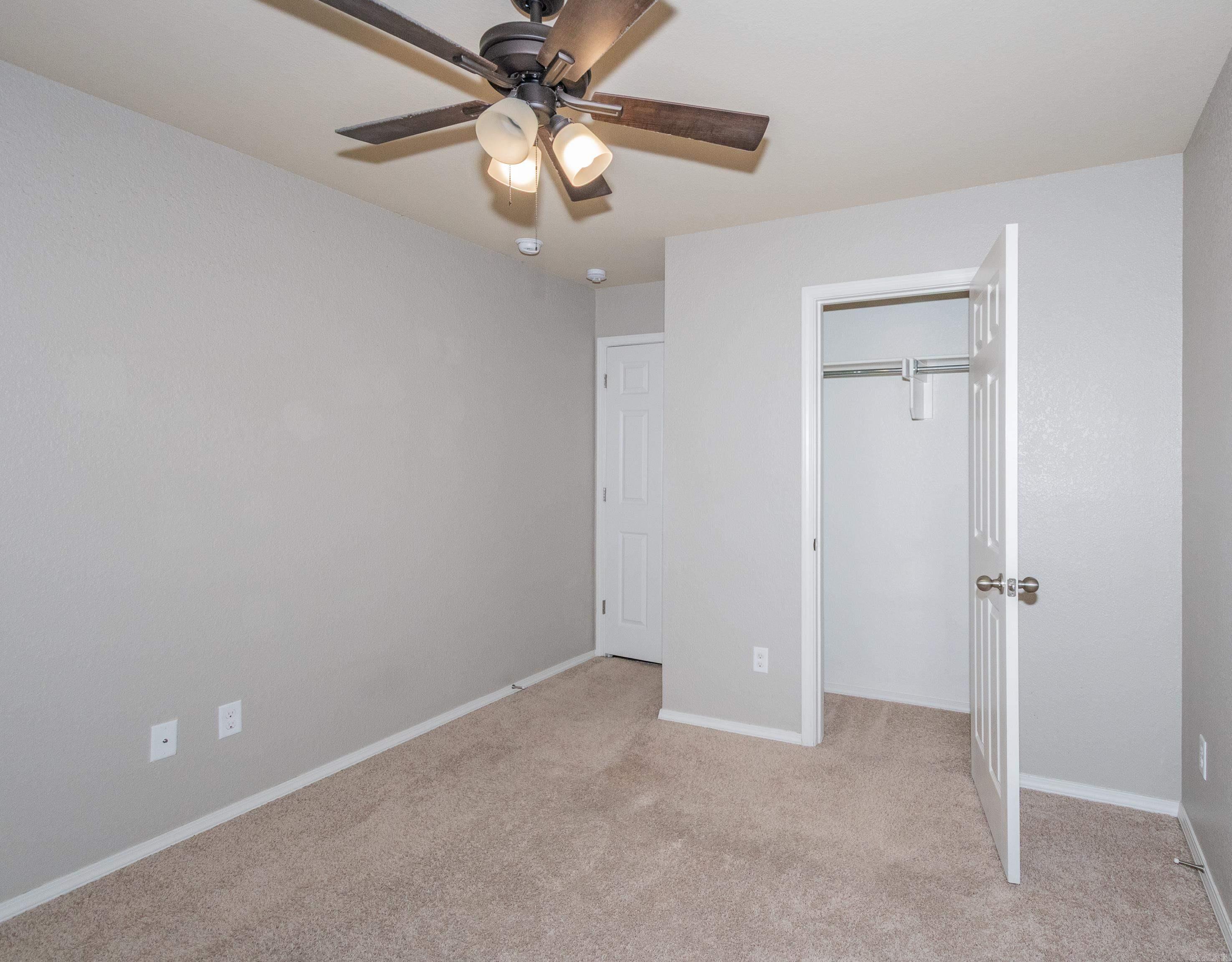 TRAMMEL ESTATES - Residential