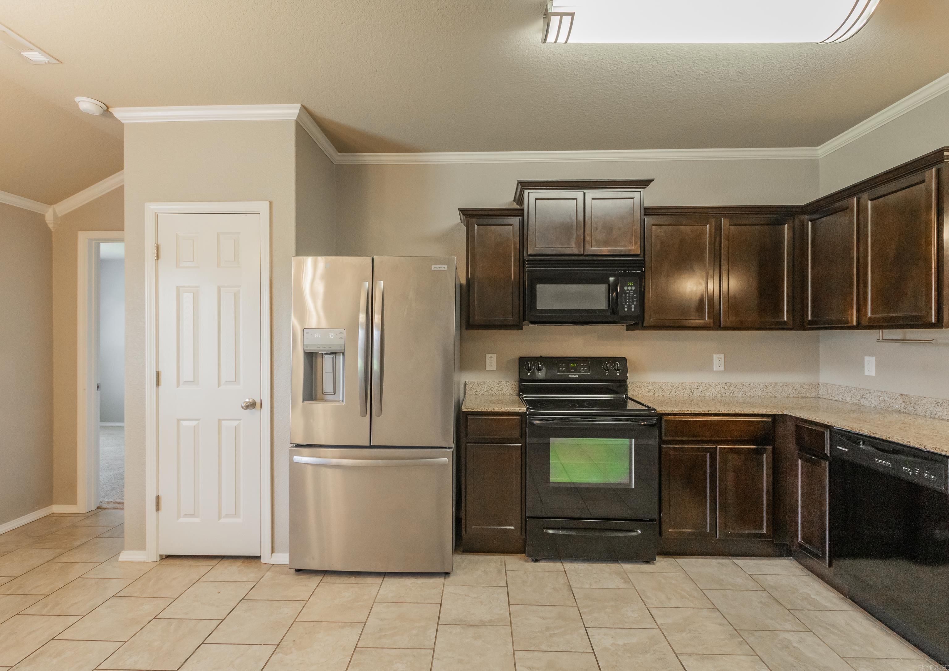 TRAMMEL ESTATES - Residential