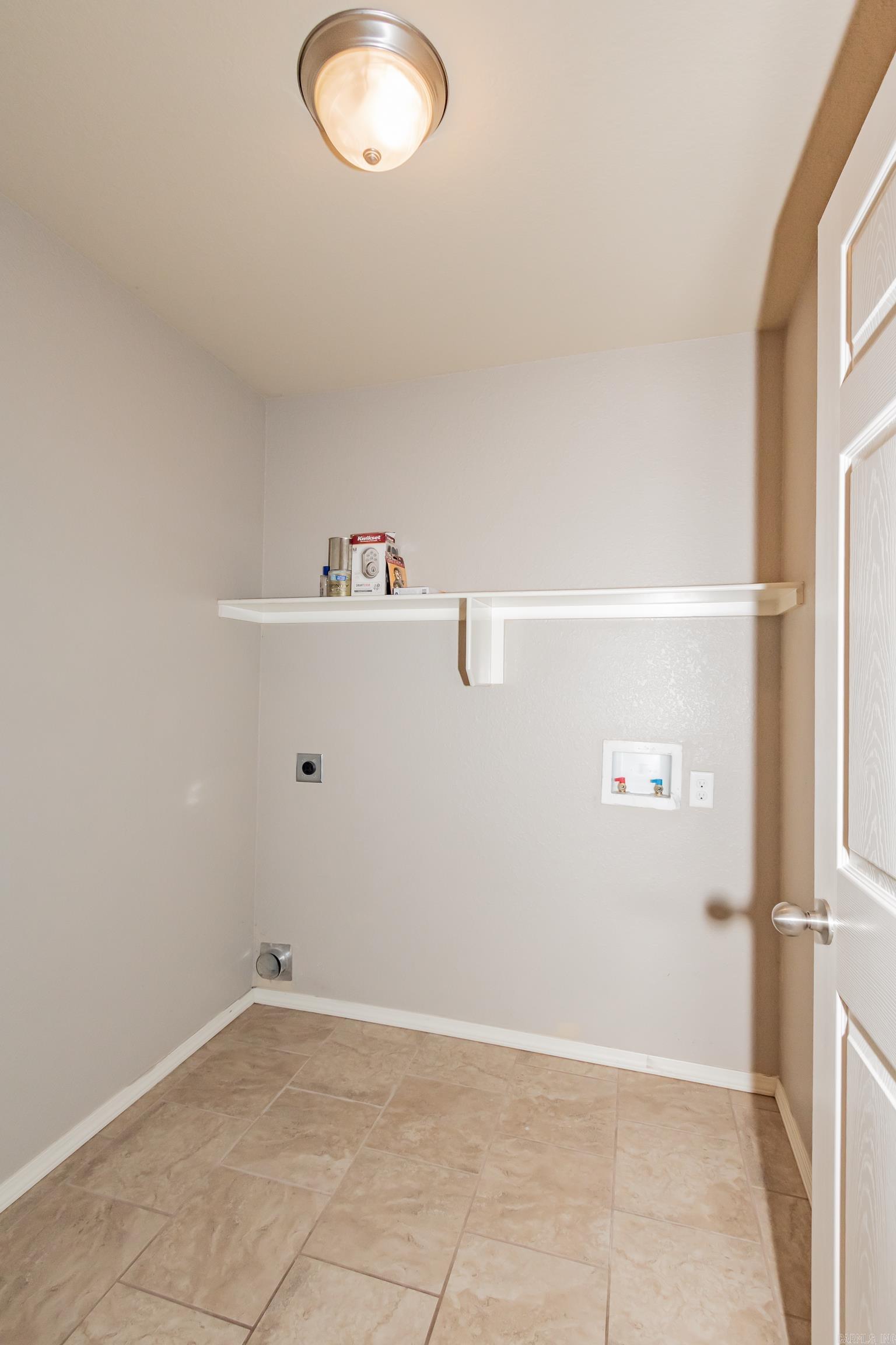 TRAMMEL ESTATES - Residential