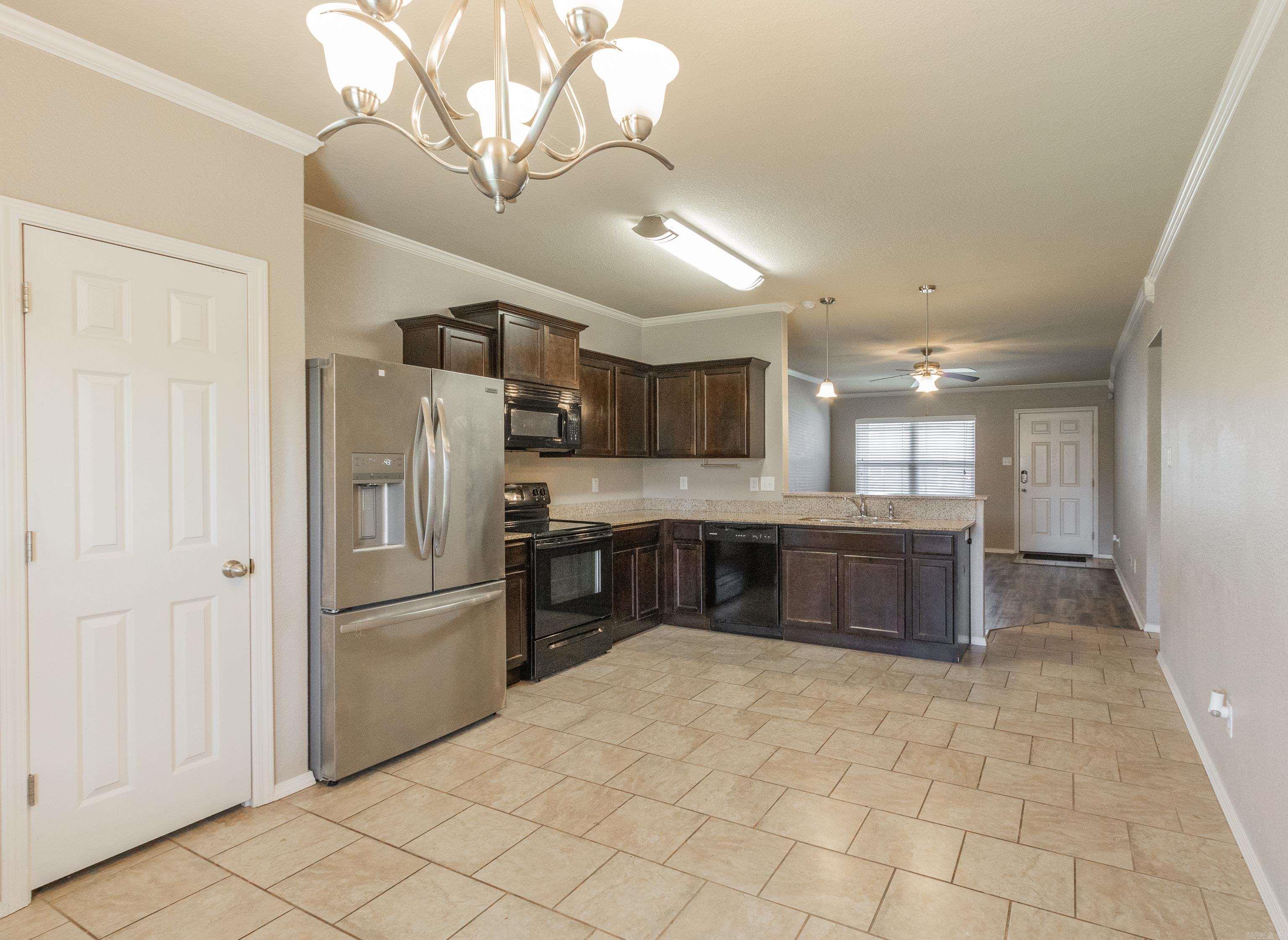 TRAMMEL ESTATES - Residential