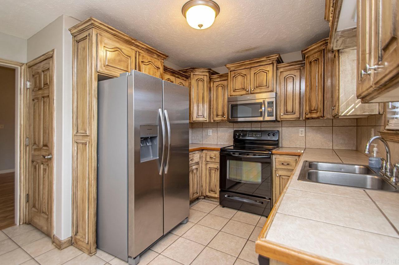 WEATHERING HEIGHTS - Residential