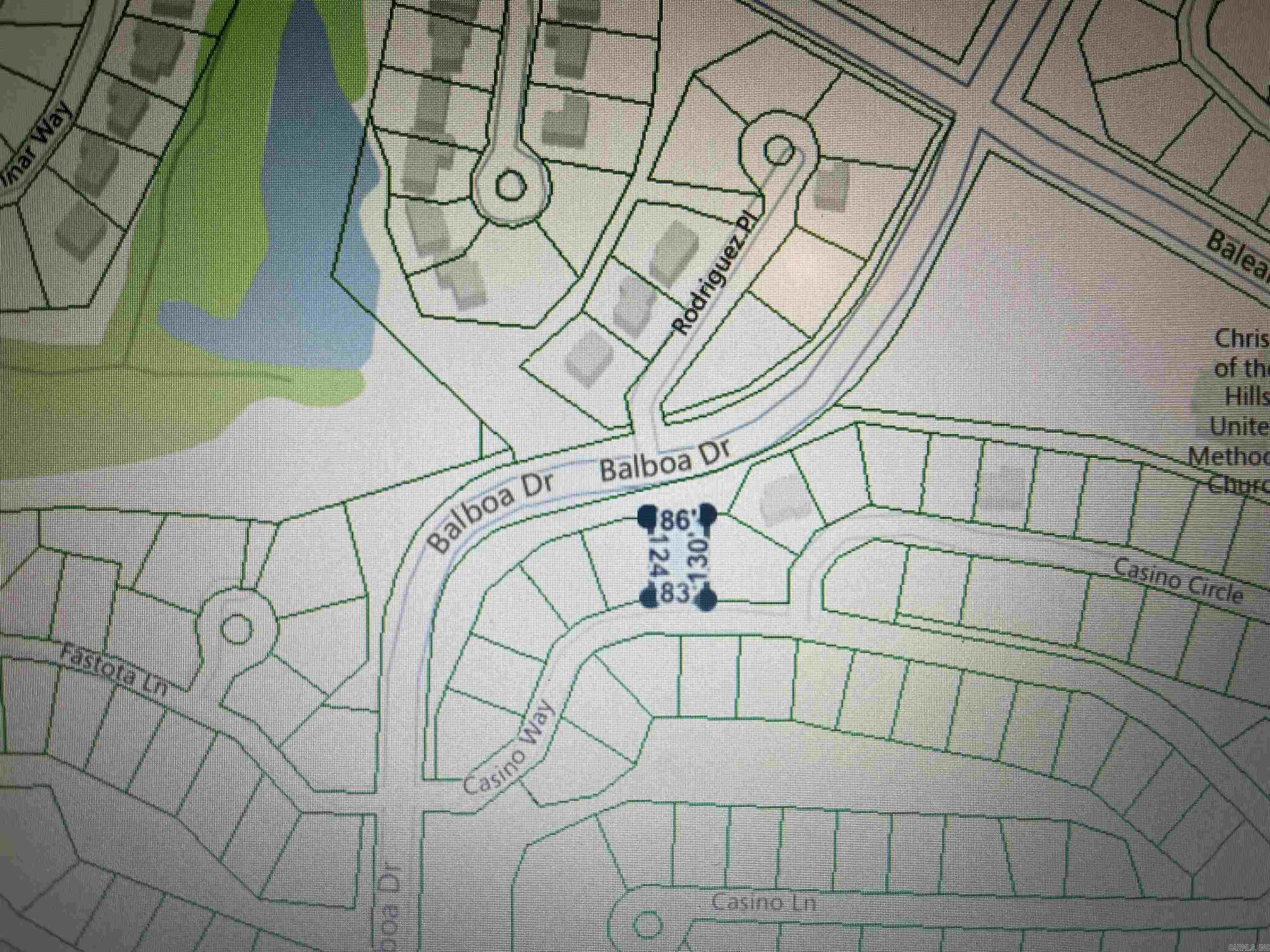 This buildable, mostly level lot is in an area with no homes built nearby, within minutes of the many amenities Hot Springs Village has to offer. With our 9 professionally designed golf courses, including the private Diamante Golf Course, 11 lakes, numerous walking, hiking, and riding trails, along with numerous other clubs and organizations, come experience " Village" life. Come live the life you love!