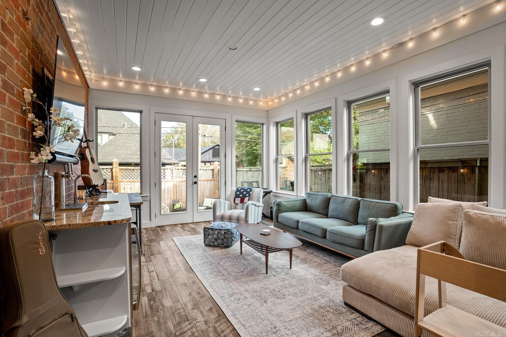 ENGLEWOOD - Residential