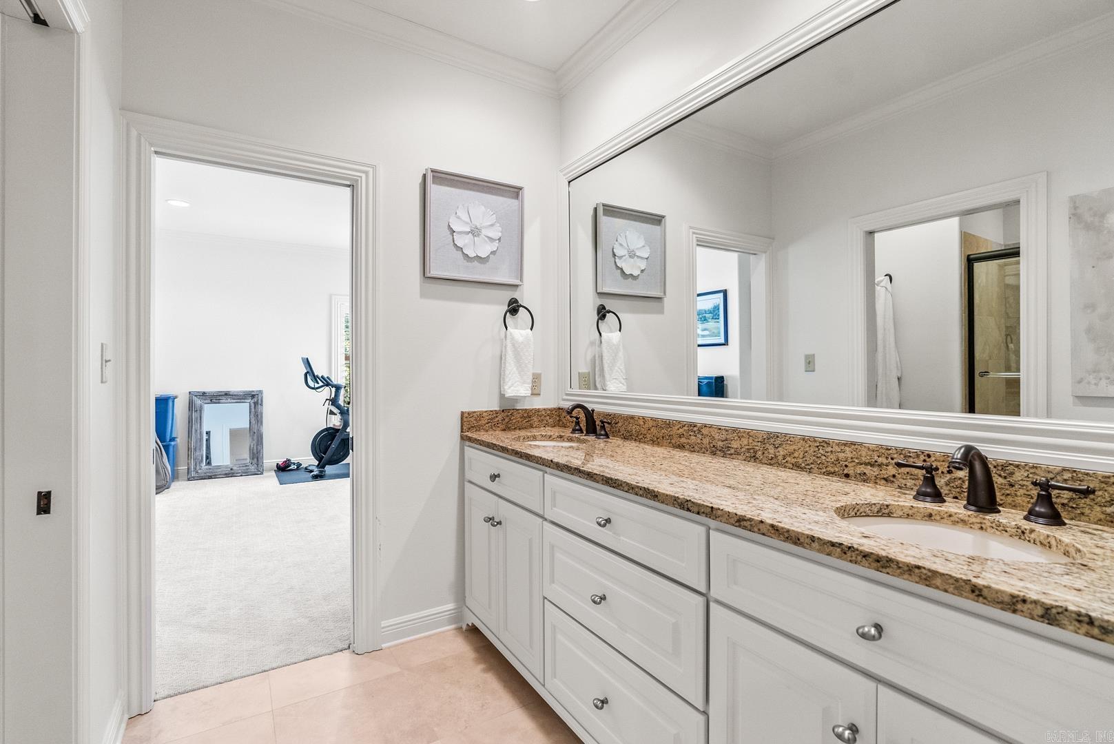 ENGLEWOOD - Residential