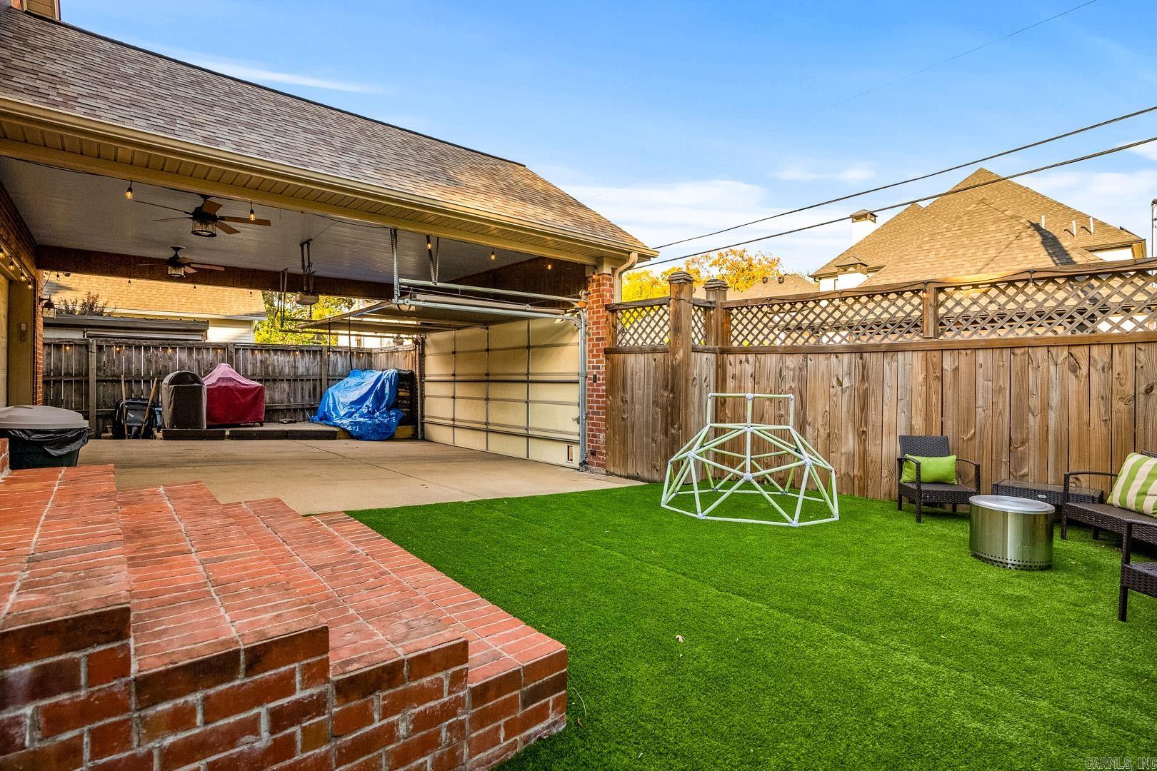 ENGLEWOOD - Residential