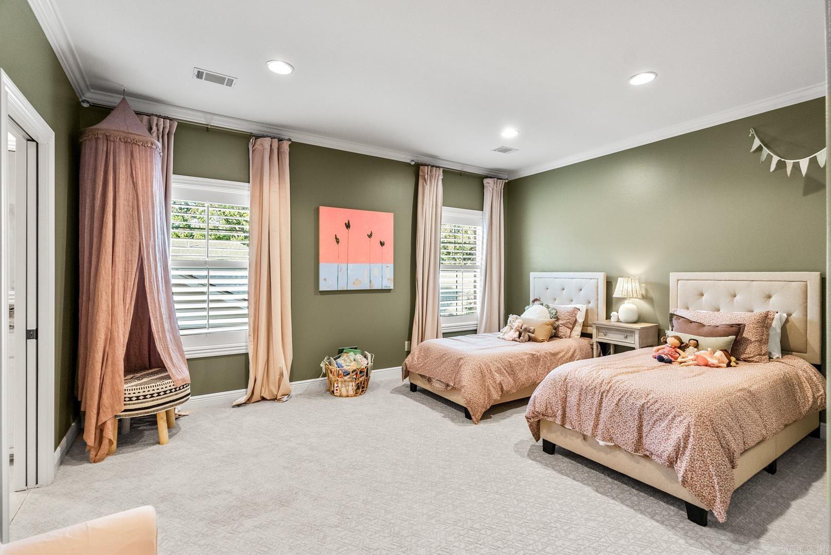 ENGLEWOOD - Residential