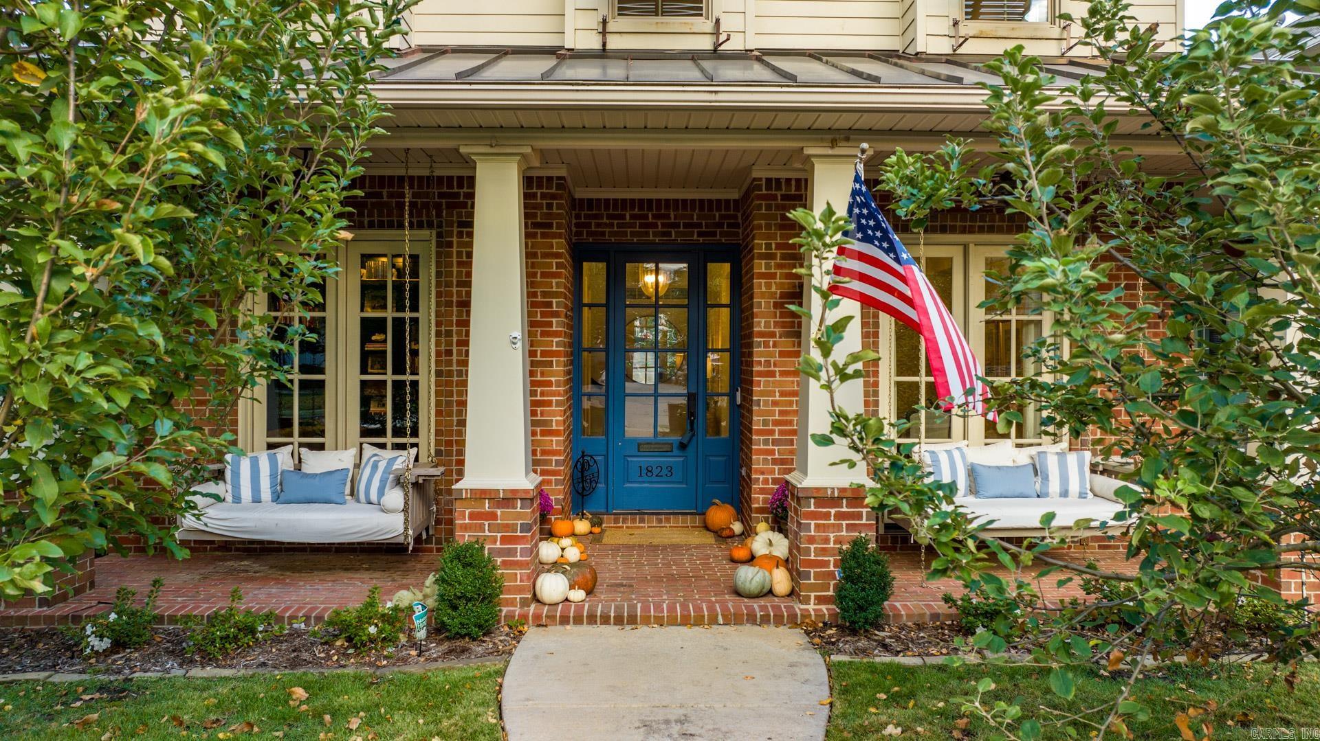 ENGLEWOOD - Residential