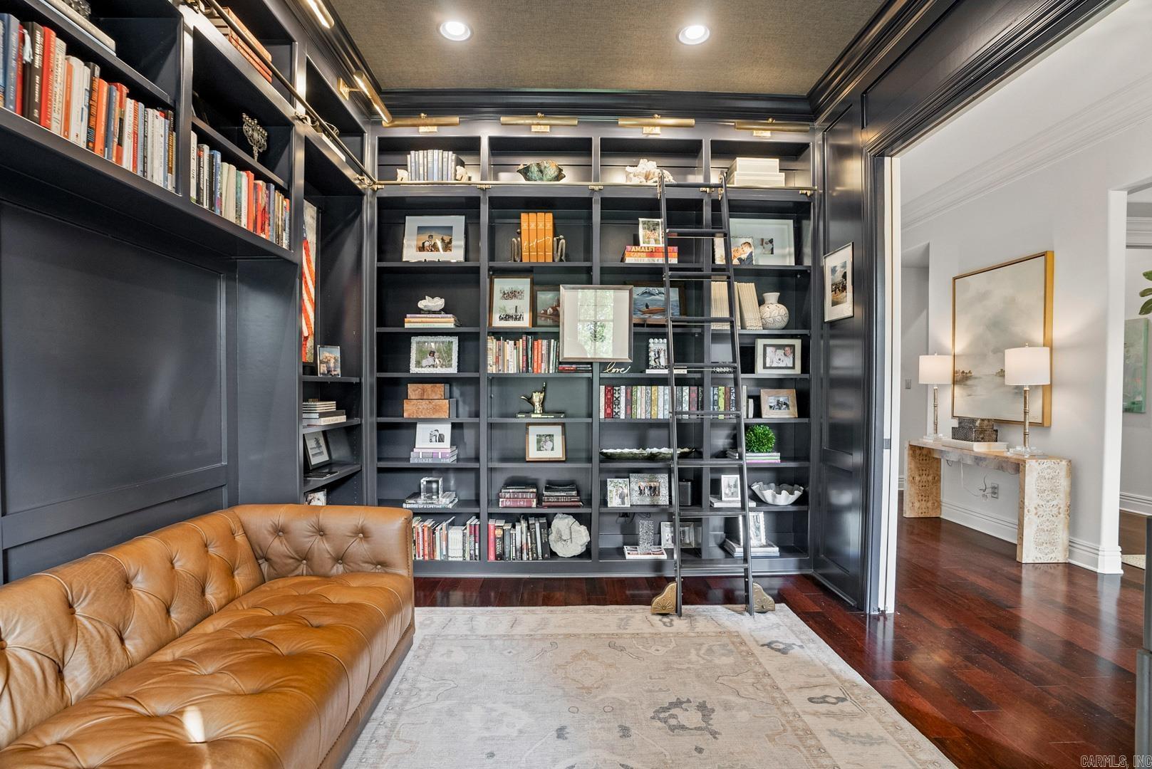 ENGLEWOOD - Residential