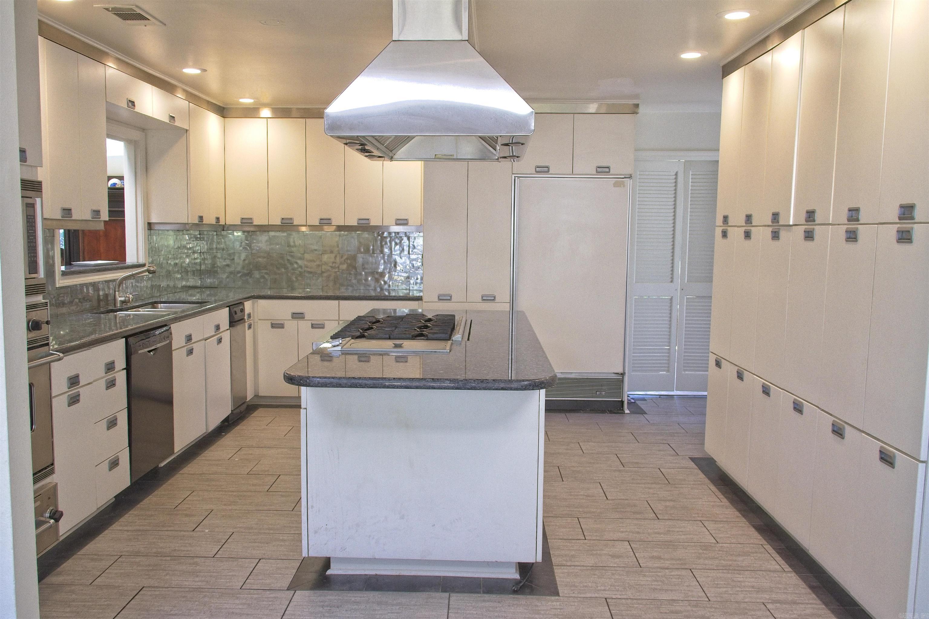 SHADY VALLEY - Residential