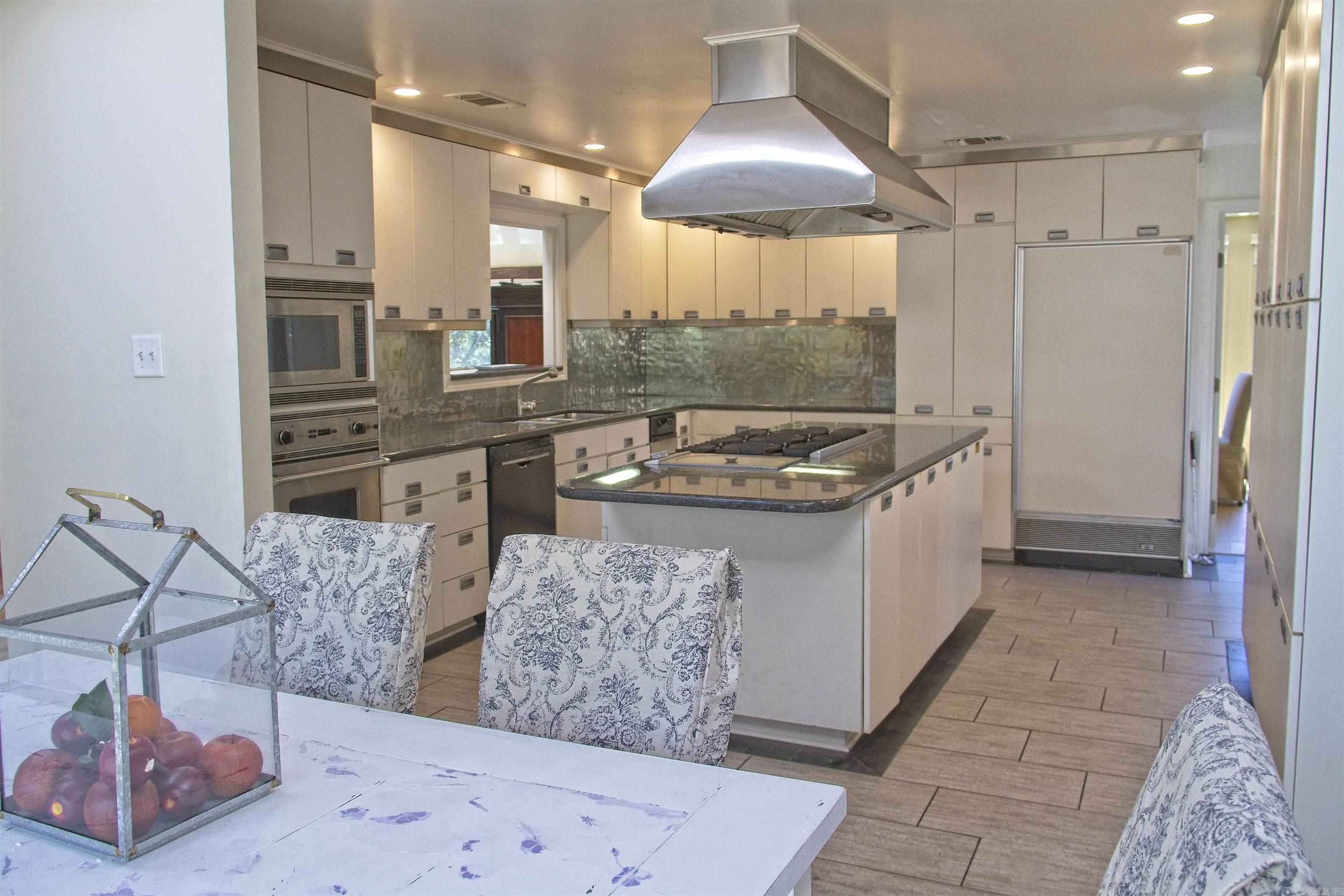 SHADY VALLEY - Residential