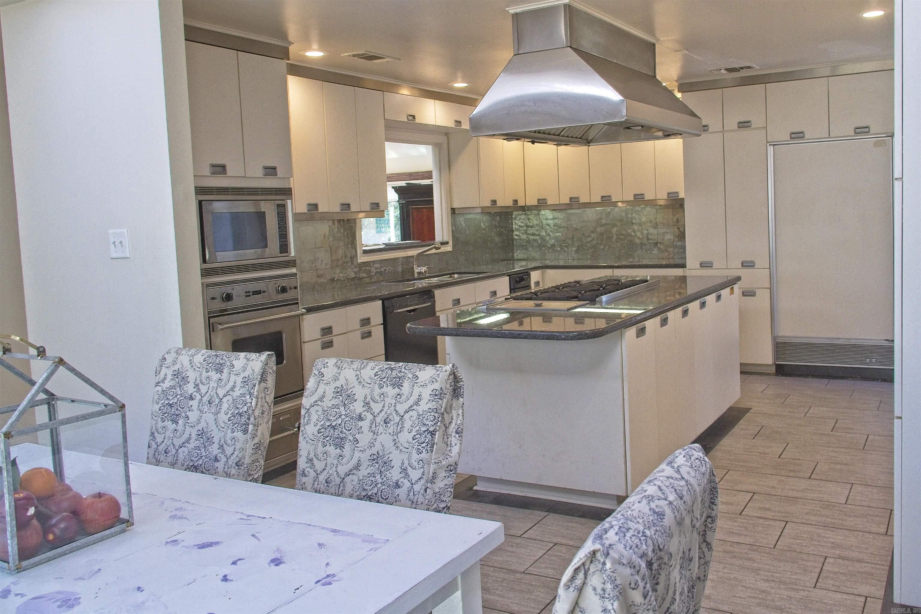 SHADY VALLEY - Residential