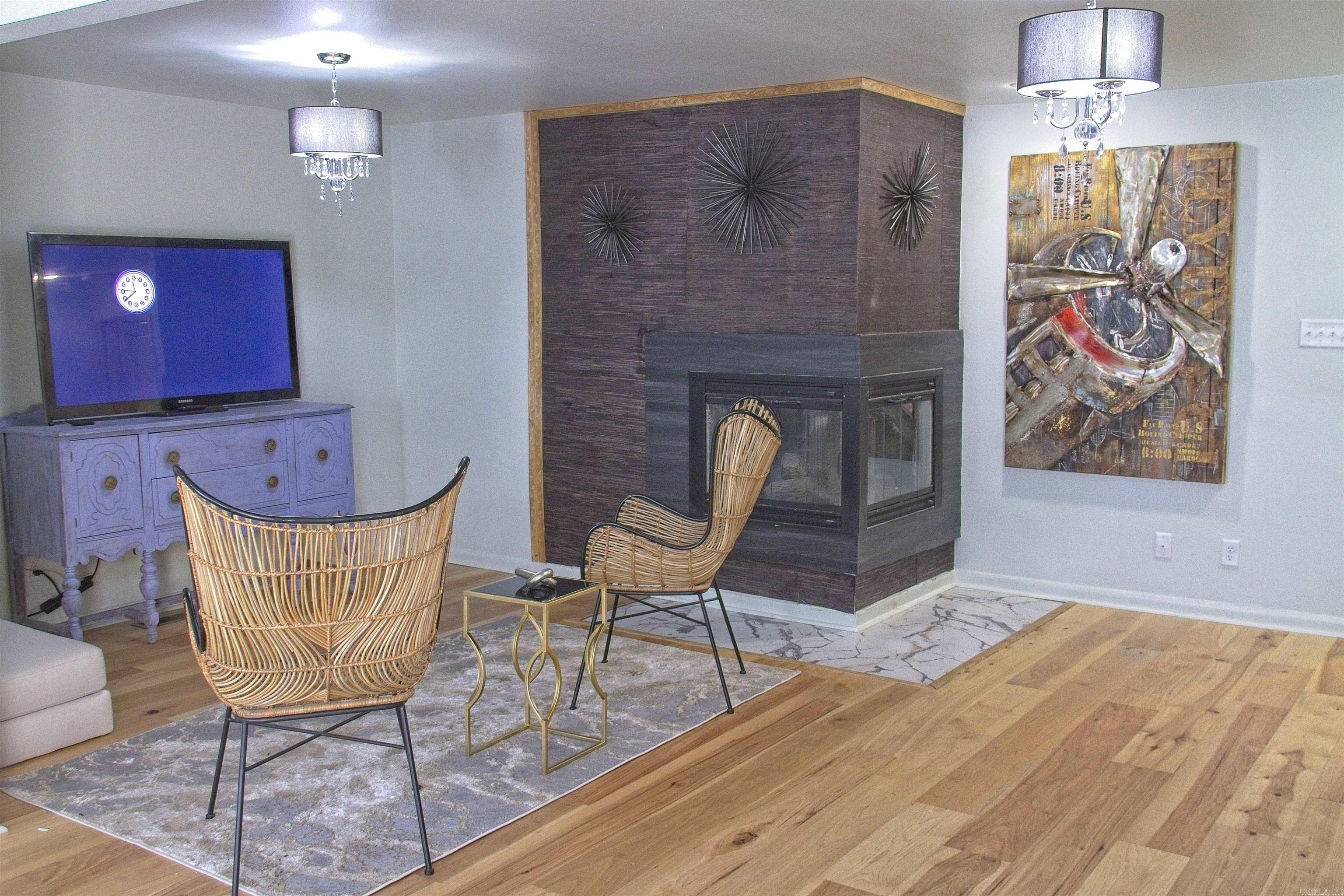 SHADY VALLEY - Residential