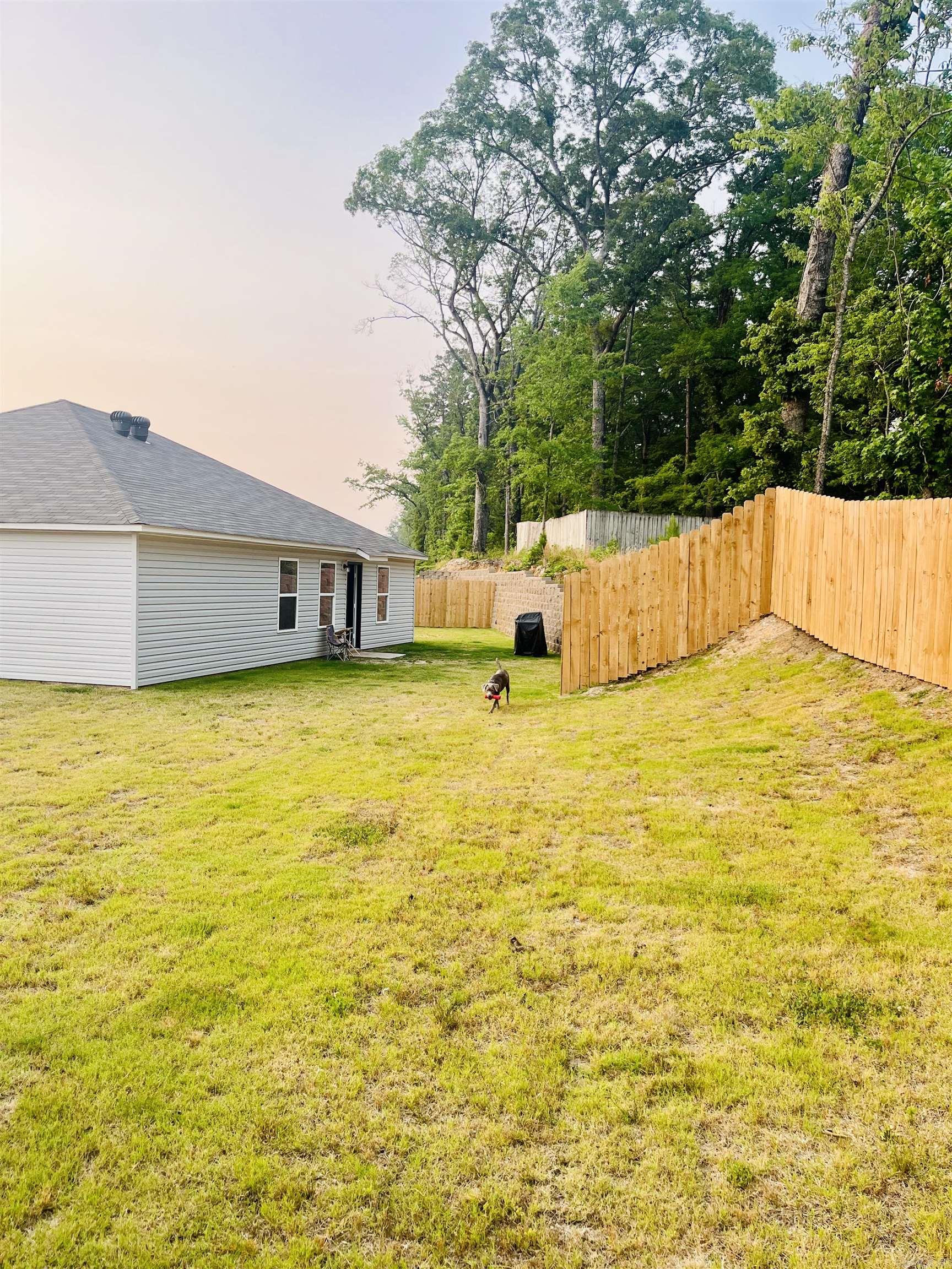 HILLDALE CROSSING - Residential