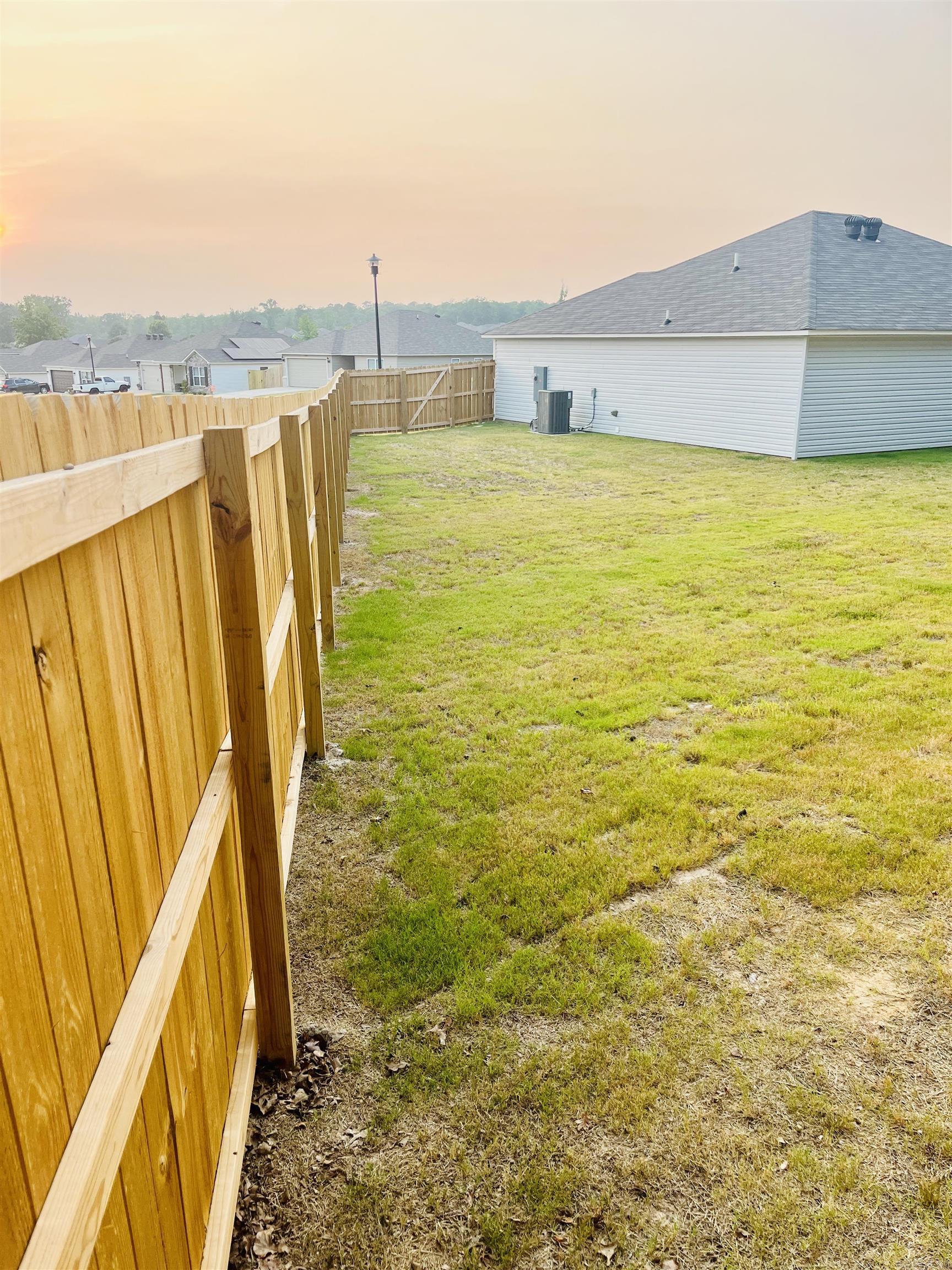 HILLDALE CROSSING - Residential