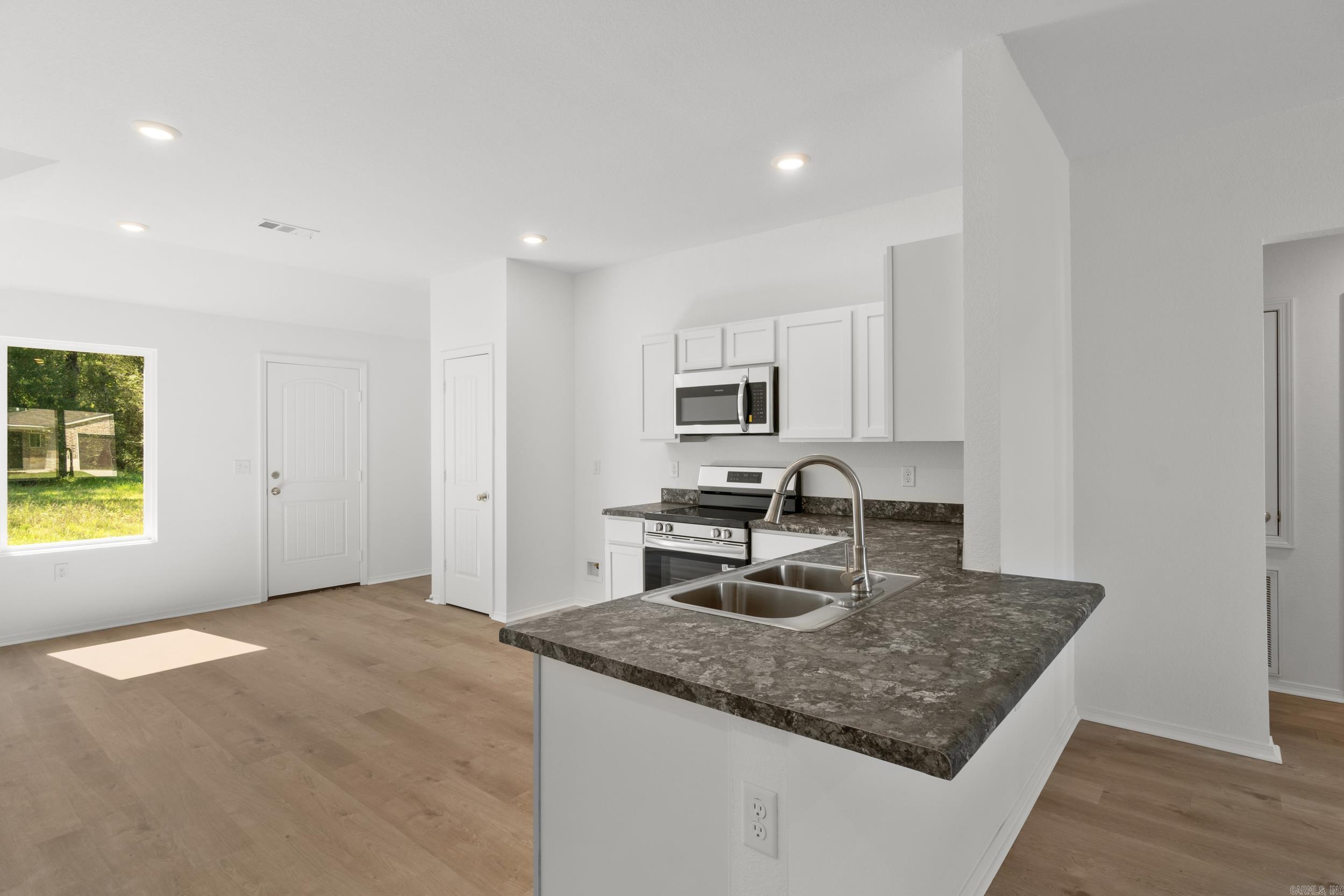 TERRENCE COVE - Residential