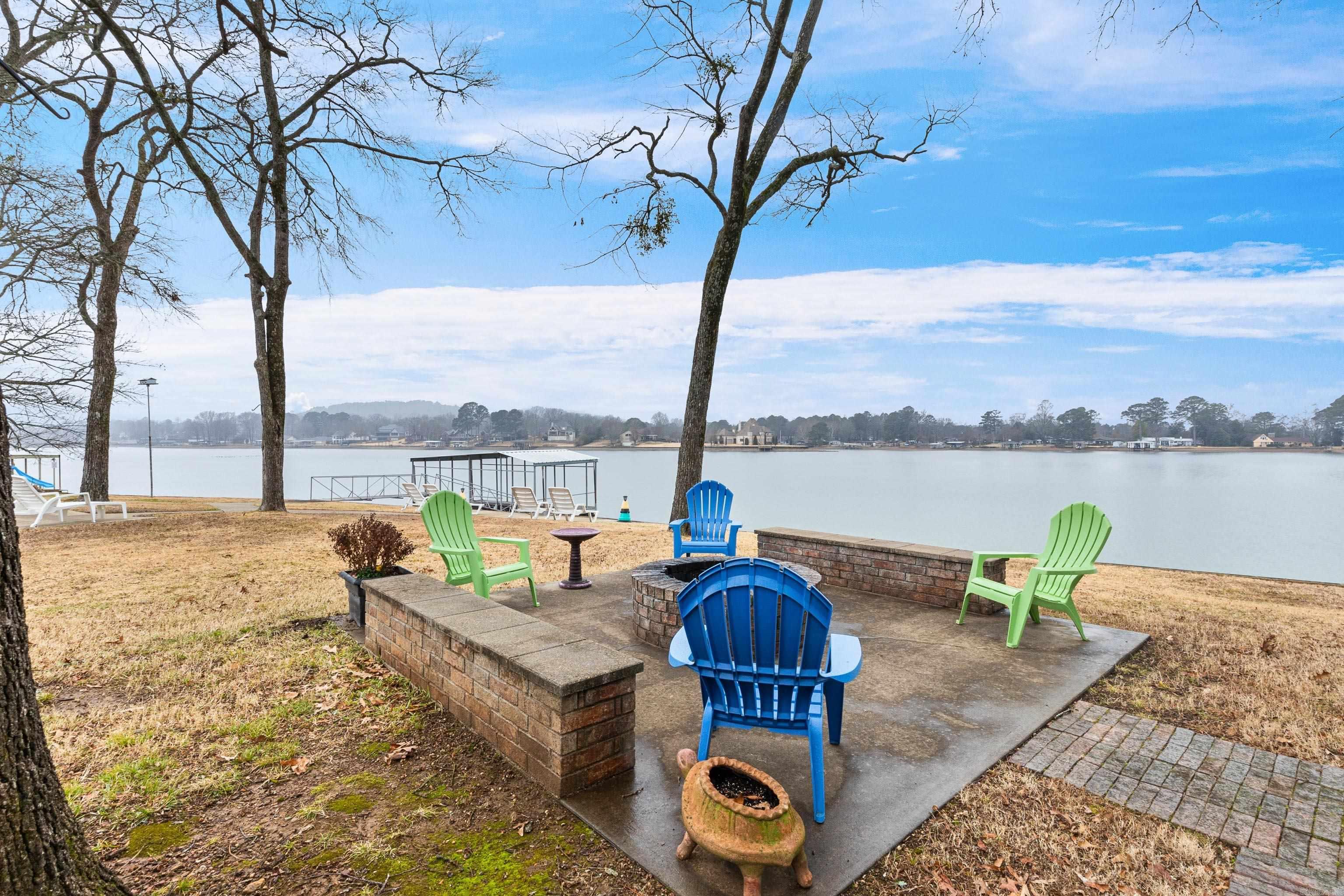 CAROLINE ACRES - Residential