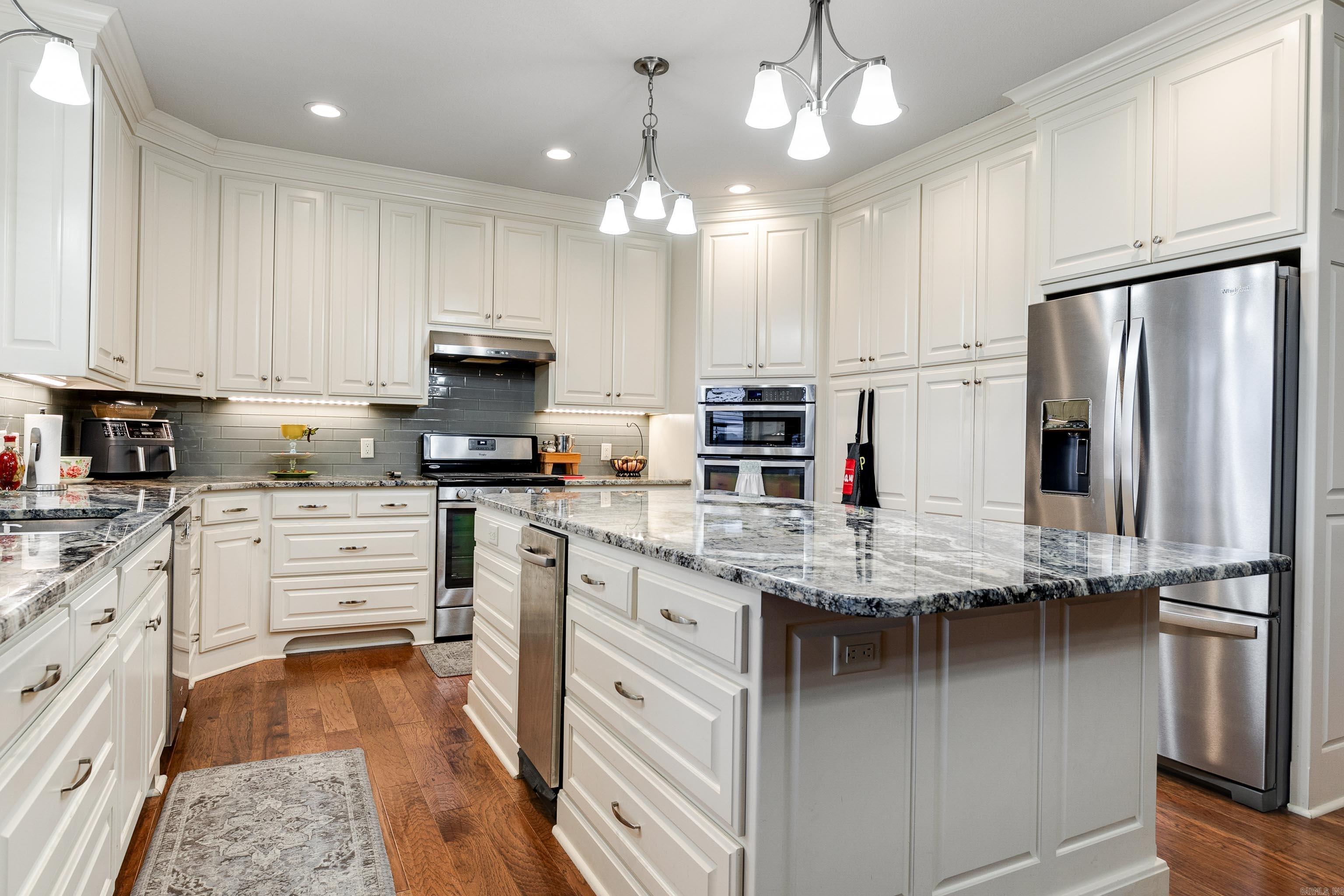 CAROLINE ACRES - Residential