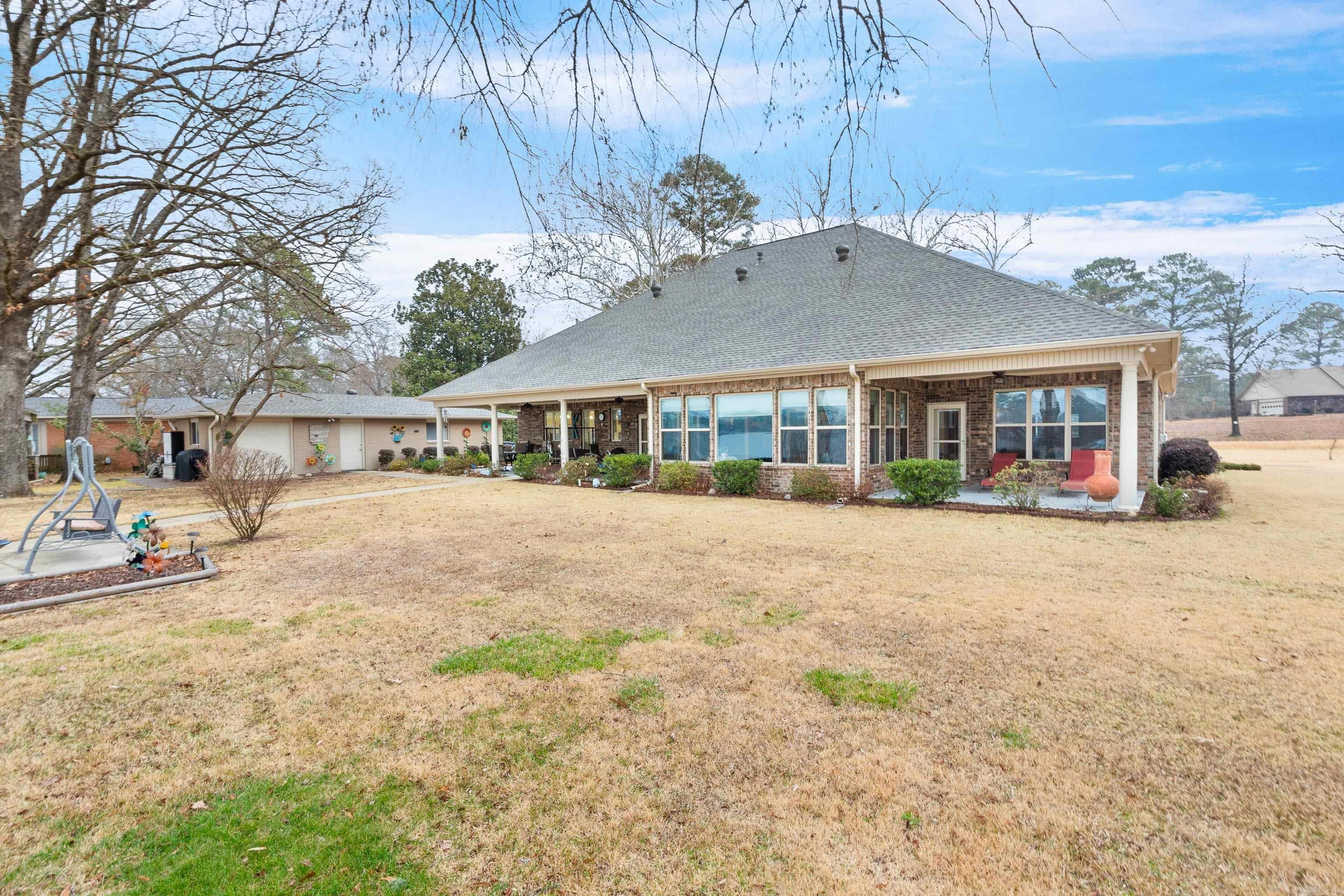 CAROLINE ACRES - Residential