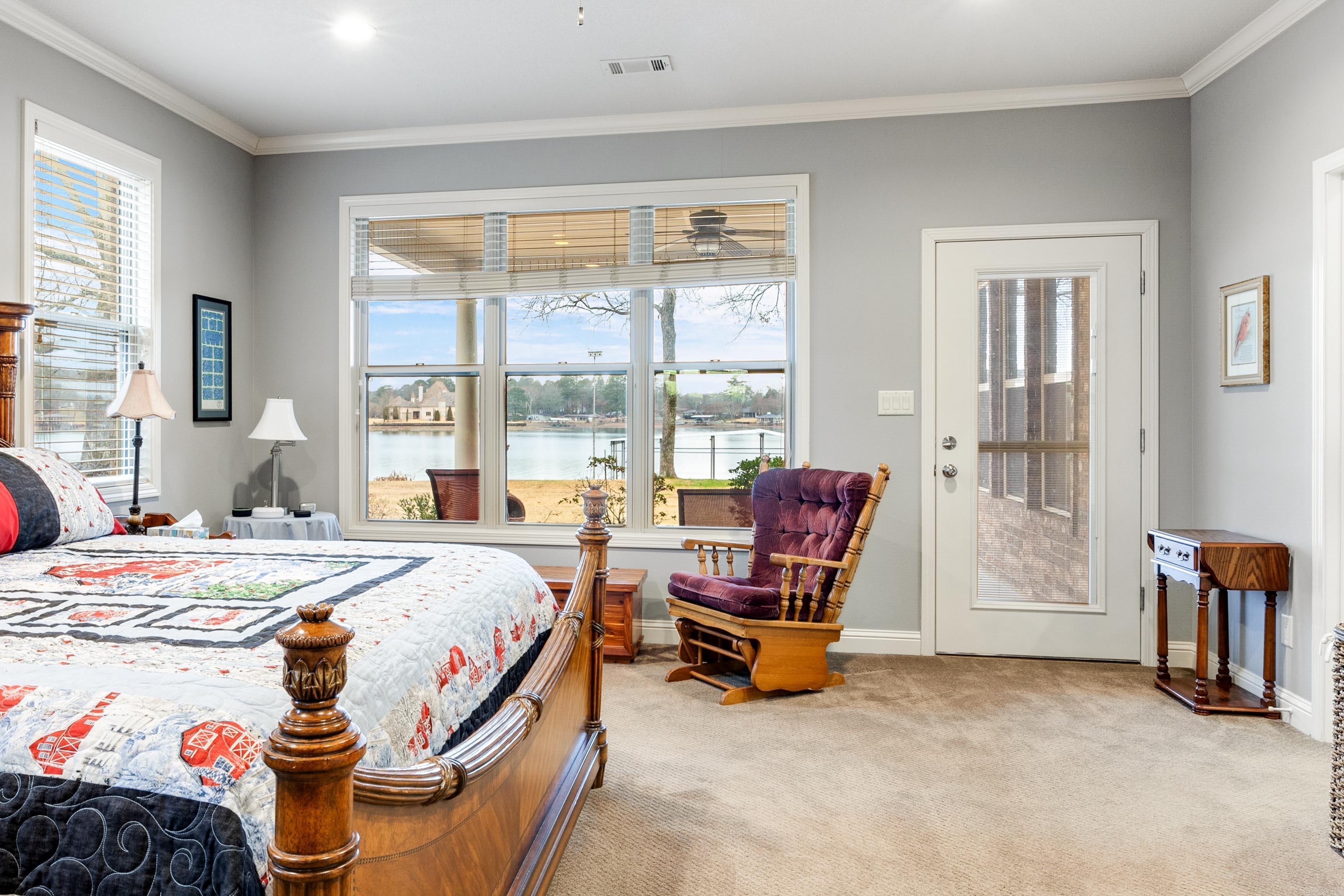 CAROLINE ACRES - Residential