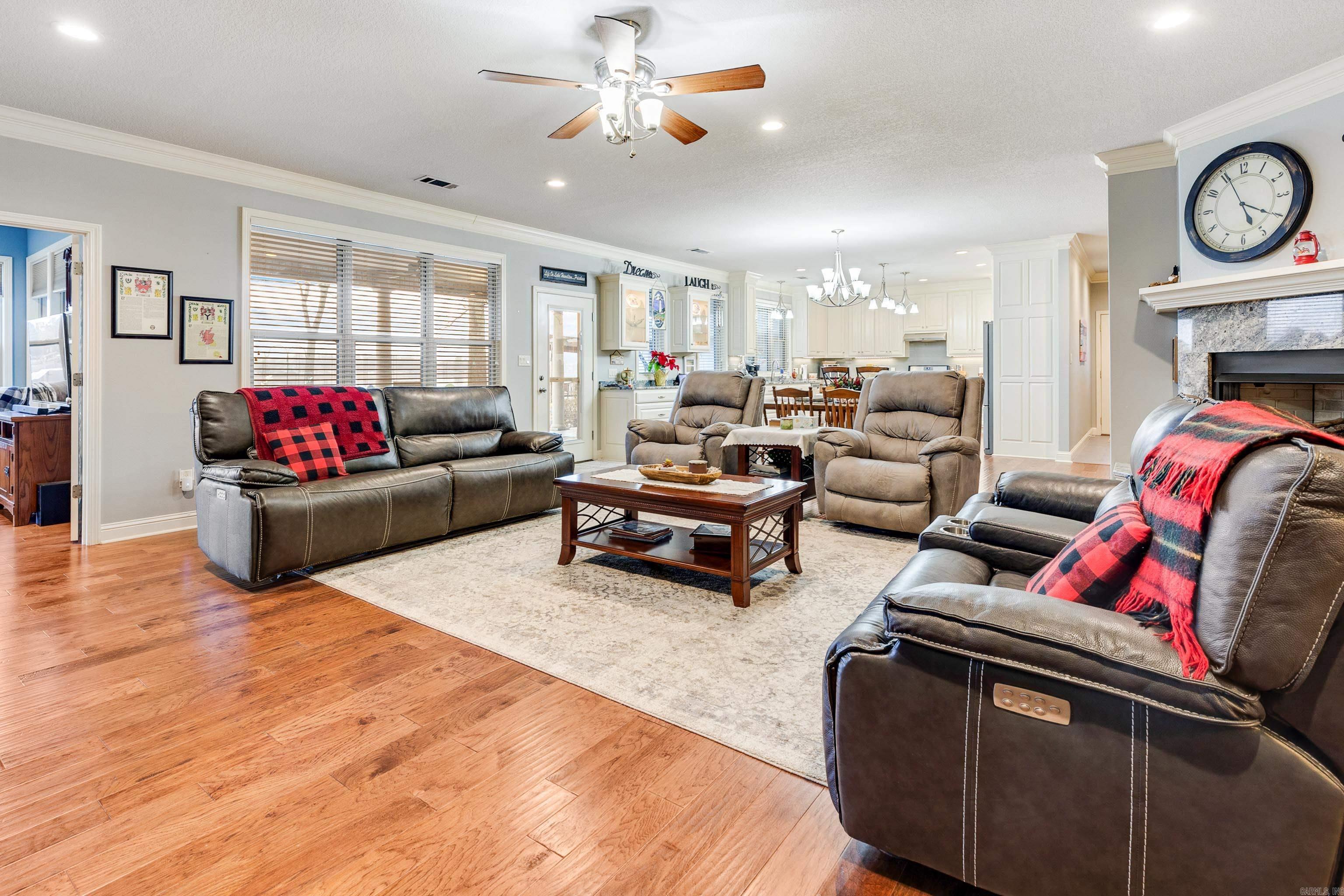 CAROLINE ACRES - Residential